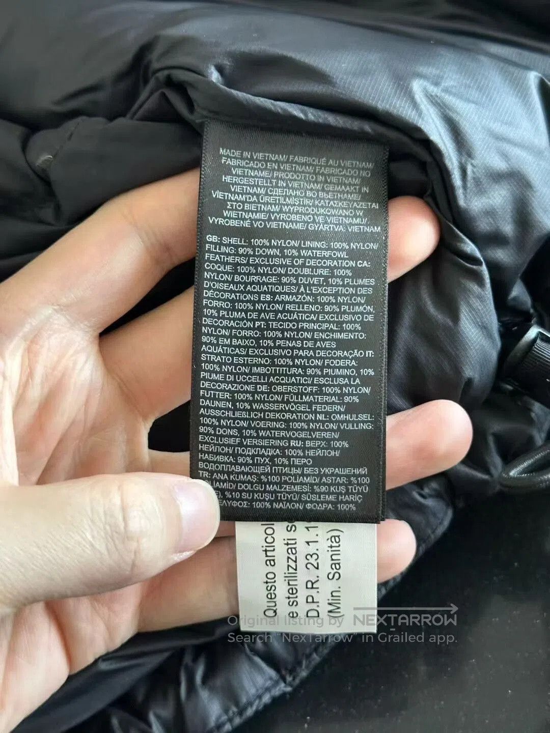 The North Face women's short black puffer jacket. Size S / US 4 / IT 40 - 4 Thumbnail