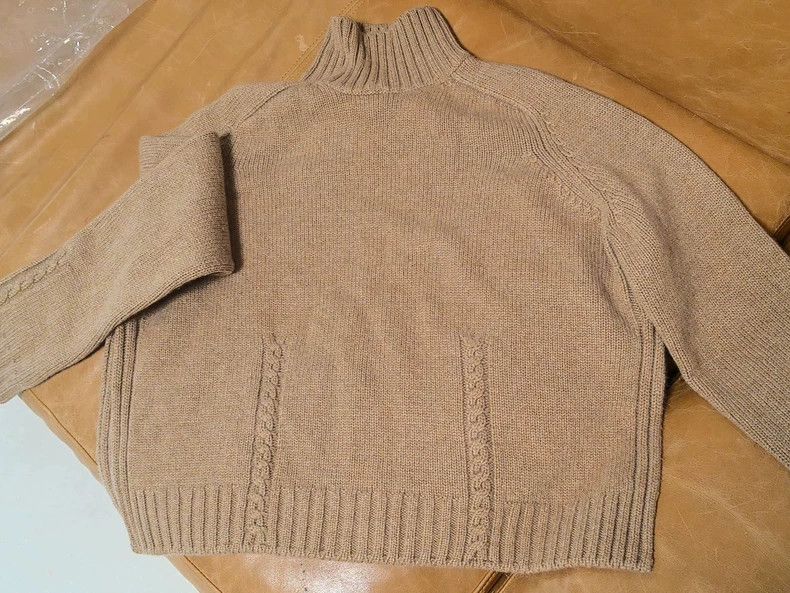 Loro Piana LORO PIANA Classic Little Goat Cashmere sweater Size XS / US 0-2 / IT 36-38 - 2 Thumbnail