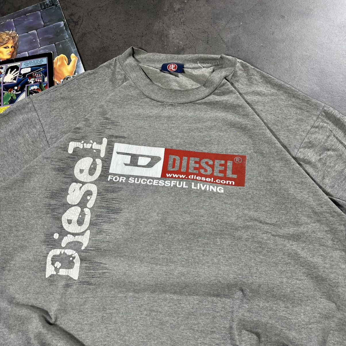 Diesel Vintage 90s Diesel Spellout Big Logo Tshirt Tee Avant Garde Size US XL / EU 56 / 4 - 3 Thumbnail