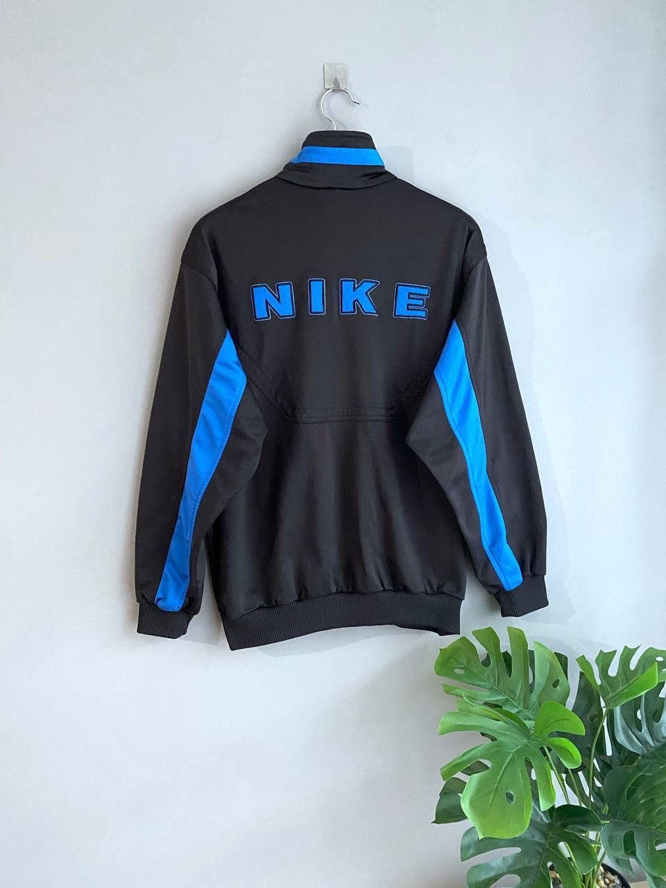 Nike × Vintage Nike 90s Vintage Y2K Men's Track Jacket, Size M Size US M / EU 48-50 / 2 - 1 Thumbnail