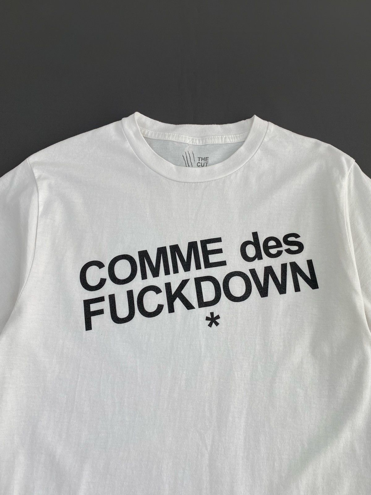 Comme Des Fuck Down Comme des Fuckdown The Cut White T-Shirt Size US M / EU 48-50 / 2 - 2 Thumbnail
