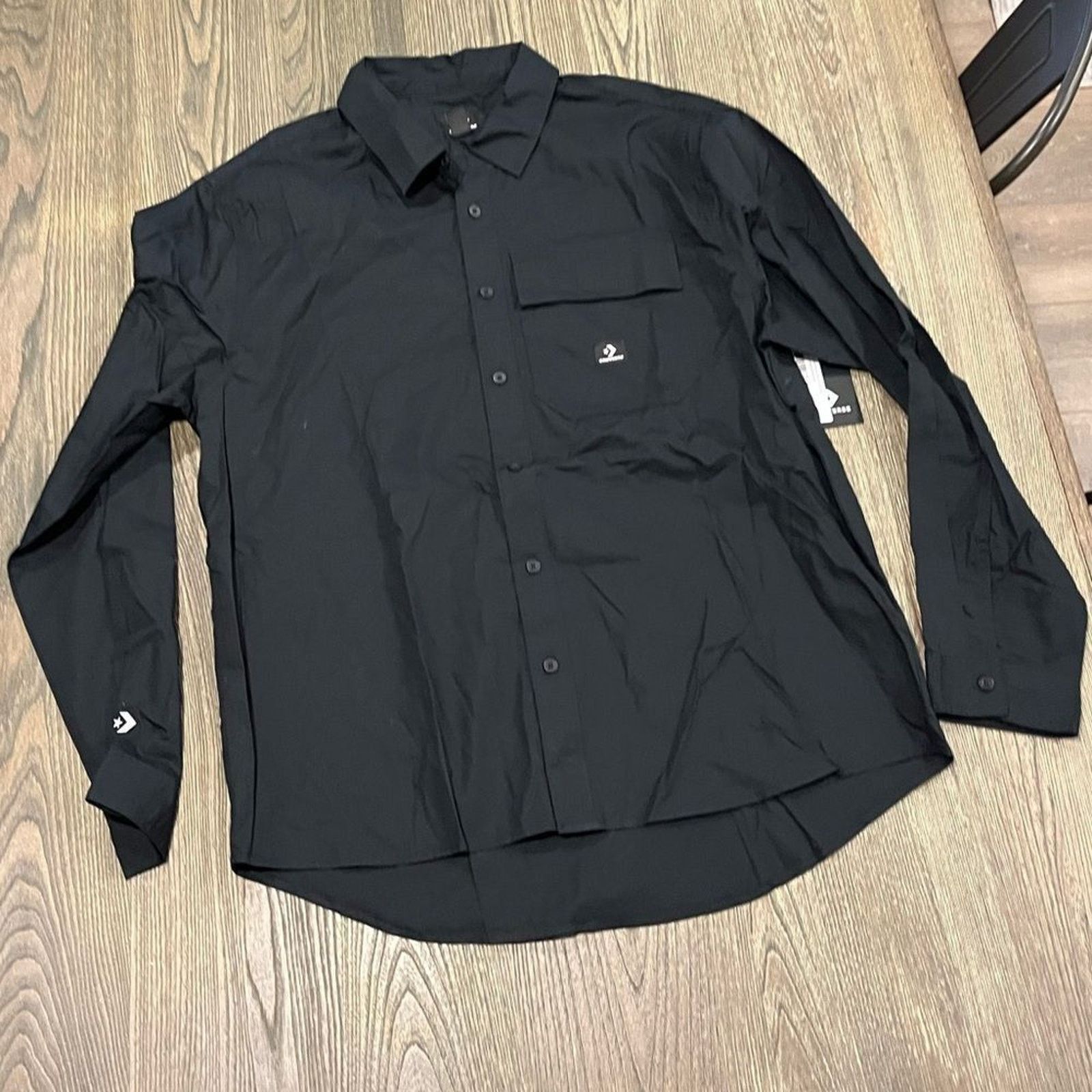 Converse NWT Converse Woven Long Sleeve Button Down 2 ShirtCollared M Size US M / EU 48-50 / 2 - 1 Thumbnail