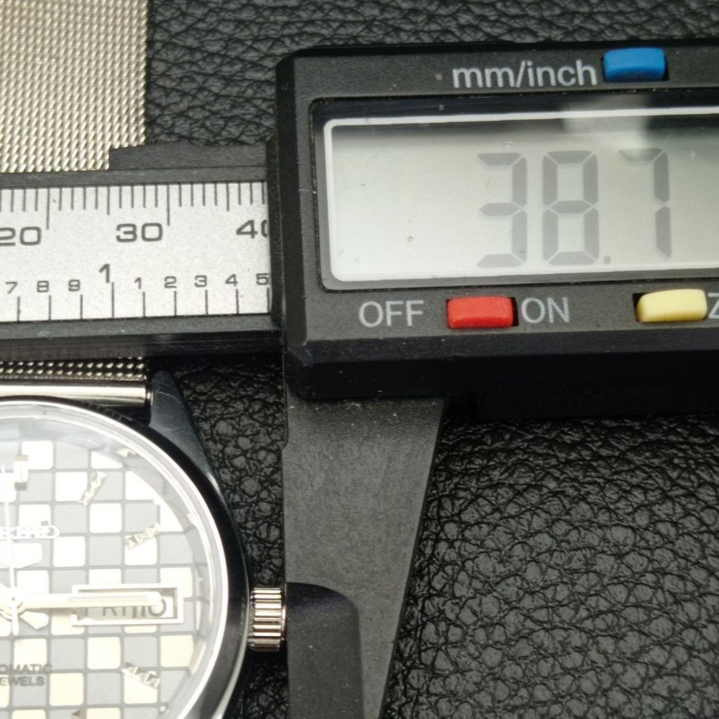 Seiko REFURBISHED VINTAGE SEIKO 5 AUTO JAPAN MENS WATCH a440232 Size 38 - 6 Thumbnail
