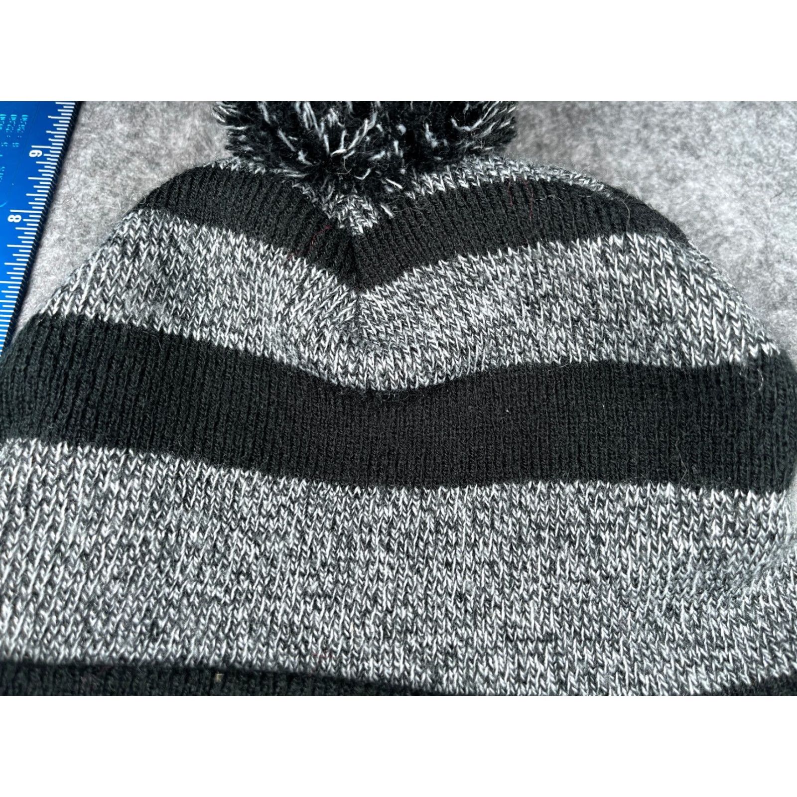 Vintage Crossland Beanie Toque Adult Gray Stripe Knit 100% Acrylic Patch Pom Ski Knit Hat Unisex Adults One Size Gray Beanie Mens Womens Size ONE SIZE - 3 Thumbnail