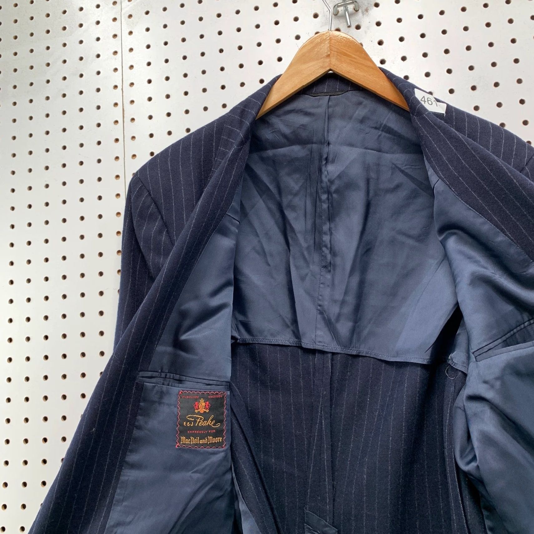 Chalk Line VINTAGE Blazer Mens 60s Wool Chalkline Blue Notch Two-Button USA 40 Two-Button Blazer Mens Blue Wool Notch Two-Button 60s Vintage USA Size 40R - 7 Thumbnail