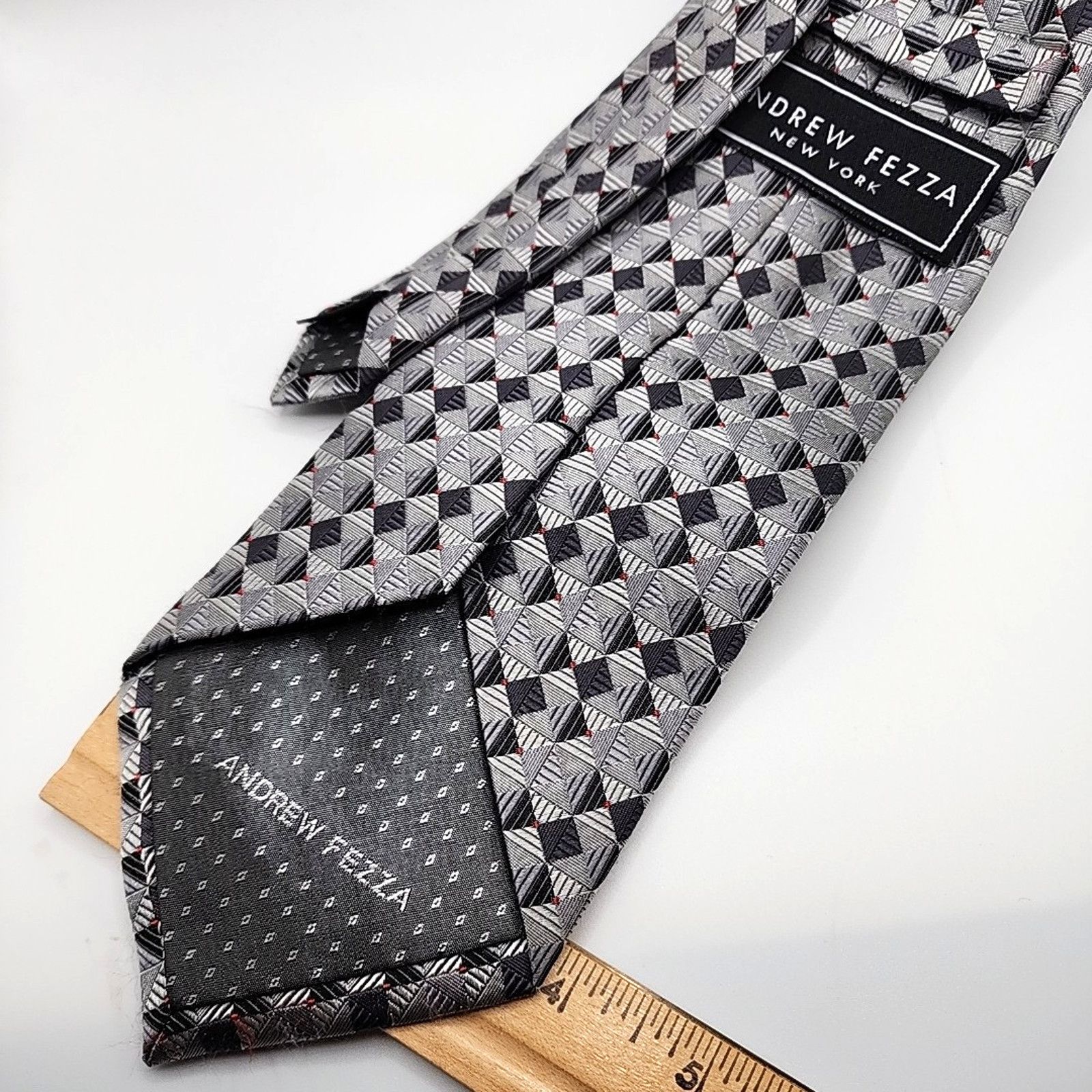 Andrew Fezza Andrew Fezza Silver Geometric Silk Necktie - Like New Size ONE SIZE - 3 Thumbnail