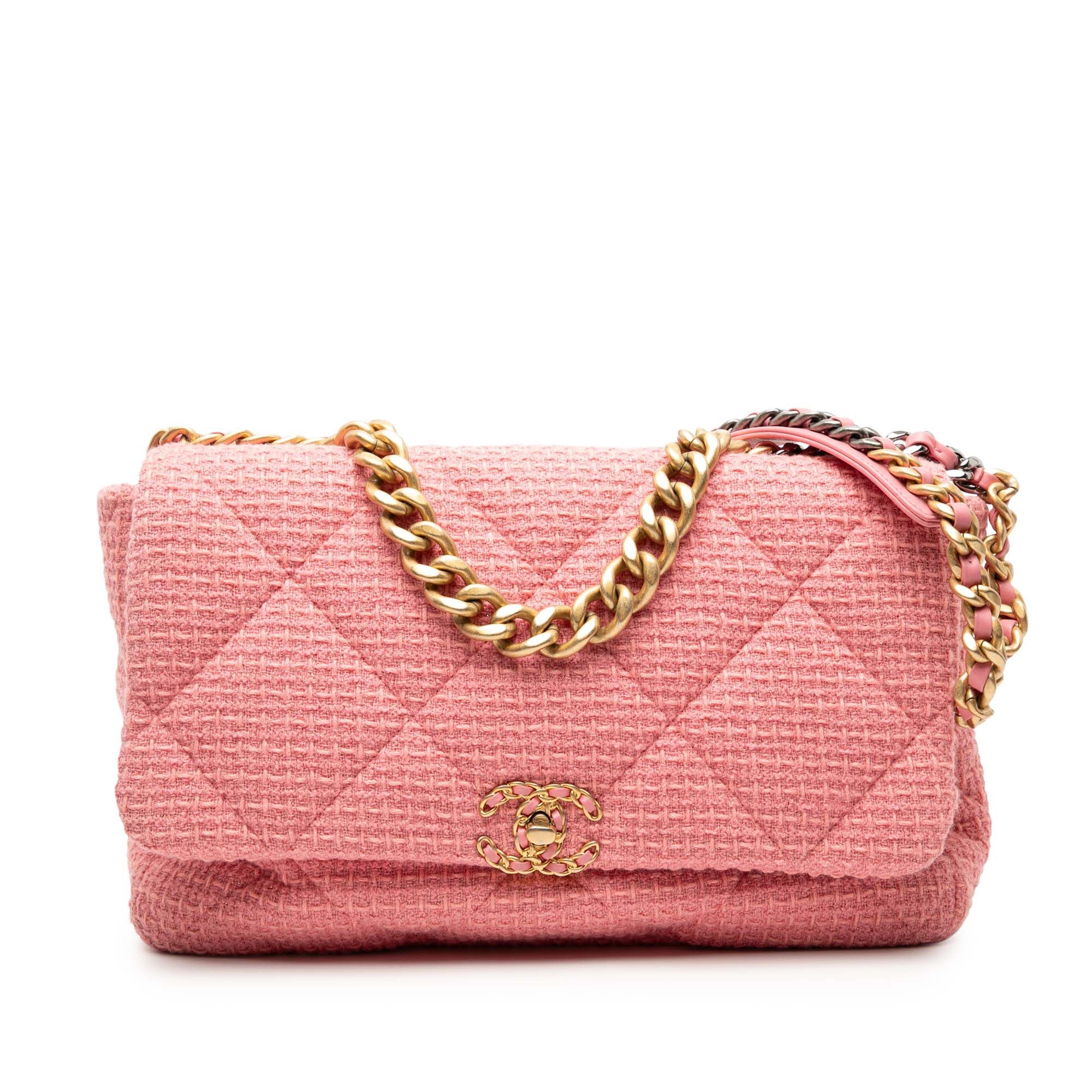 Chanel Chanel Maxi Tweed 19 Flap Size ONE SIZE - 1 Thumbnail
