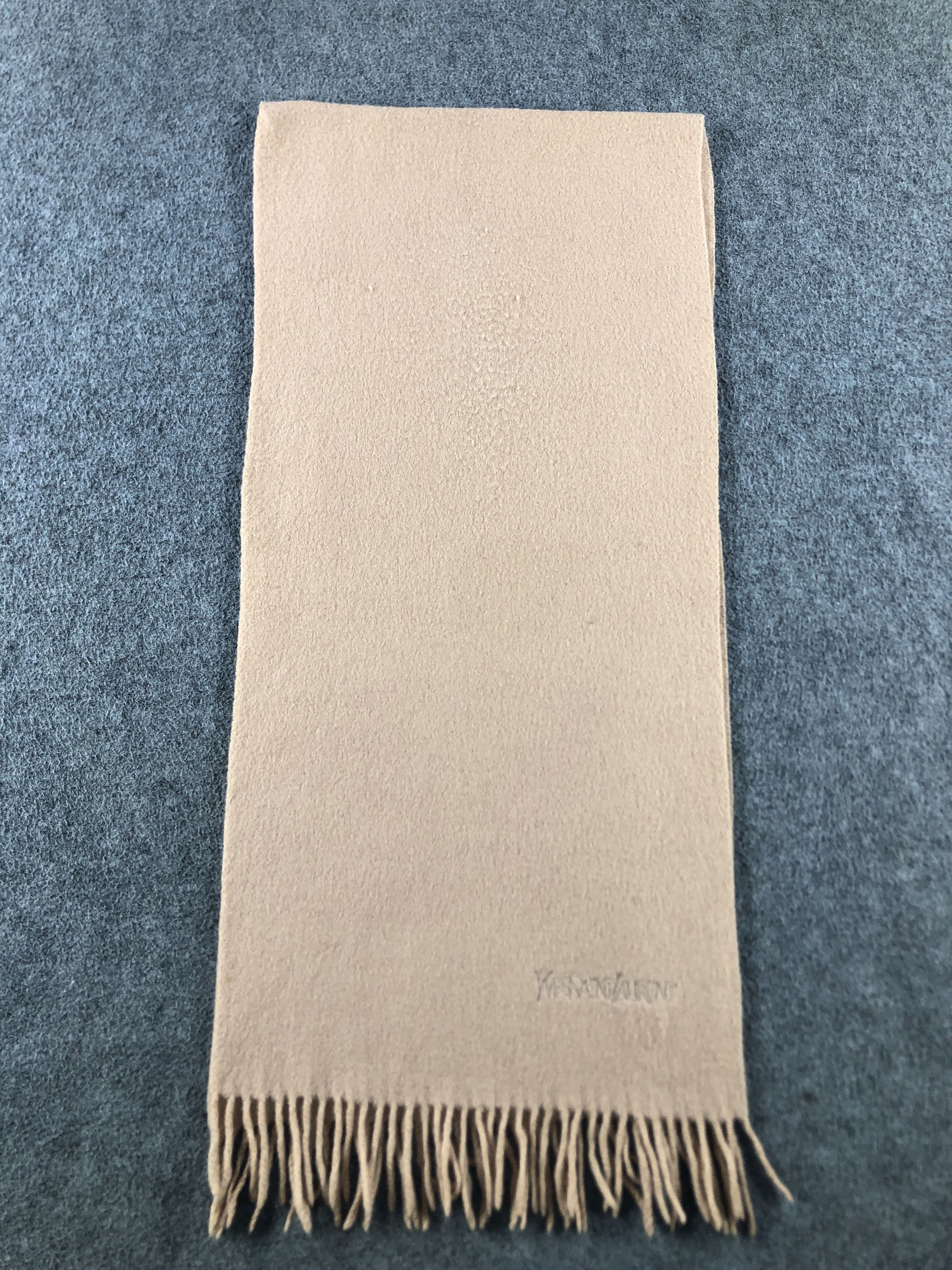 Yves Saint Laurent Yves Saint Laurent Scarf / Muffler / Neckwear P878 Size ONE SIZE - 2 Thumbnail