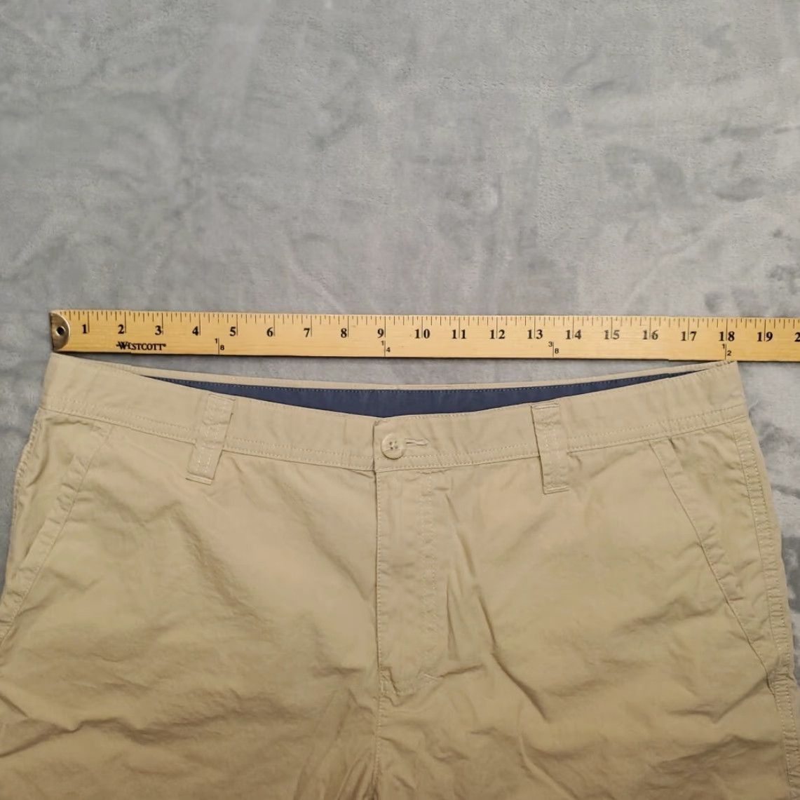 Vintage Columbia Shorts Mens 36 Khaki Light Weight Travel Chinos Outdoors Hiking Casual Beige Cotton Blend Shirt? Size US 36 / EU 52 - 6 Thumbnail