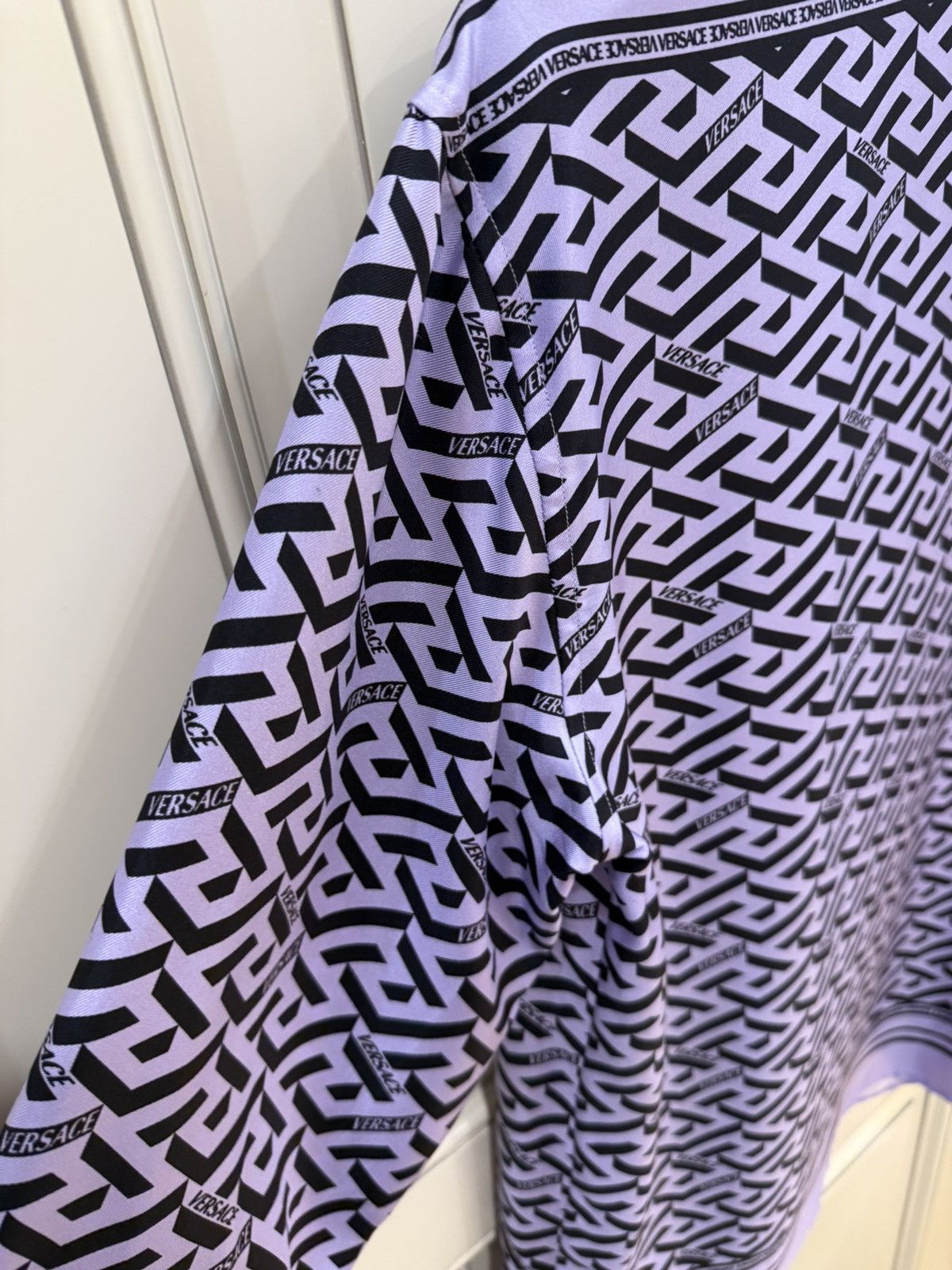 Versace Silk Signature Long Sleeve Shirt size44 Size US S / EU 44-46 / 1 - 14 Thumbnail