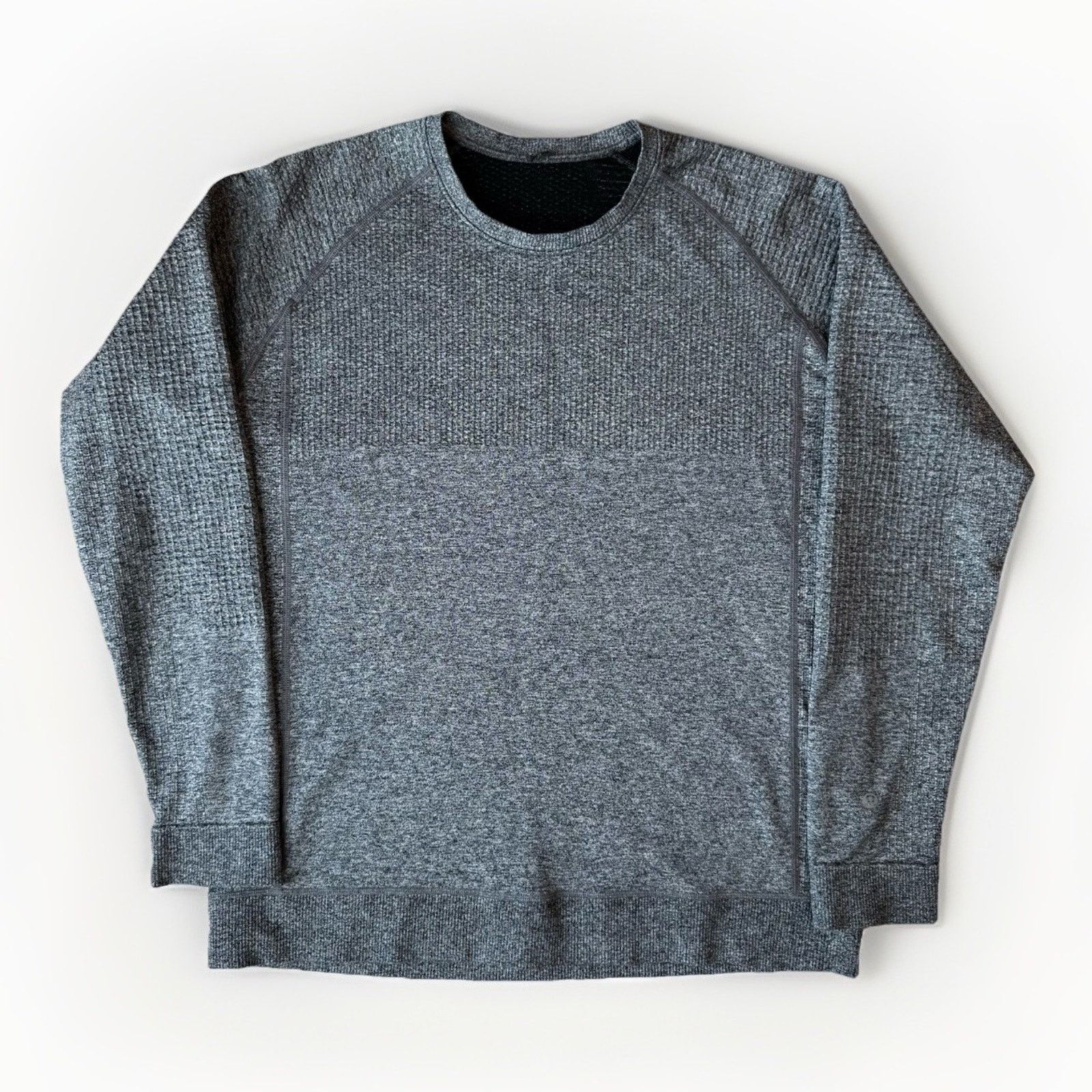 Lululemon Lululemon Engineered Warmth Crew L Gray Sweatshirt Size US L / EU 52-54 / 3 - 1 Thumbnail