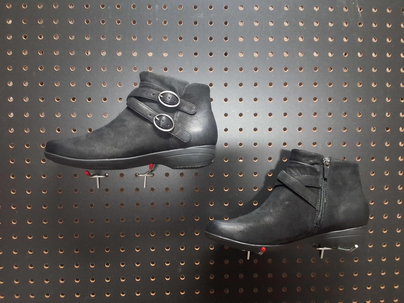 Unknown London Chic Black Ankle Boots - Grab 'Em Before They're Gone! Size US 7.5 / IT 37.5 - 2 Thumbnail