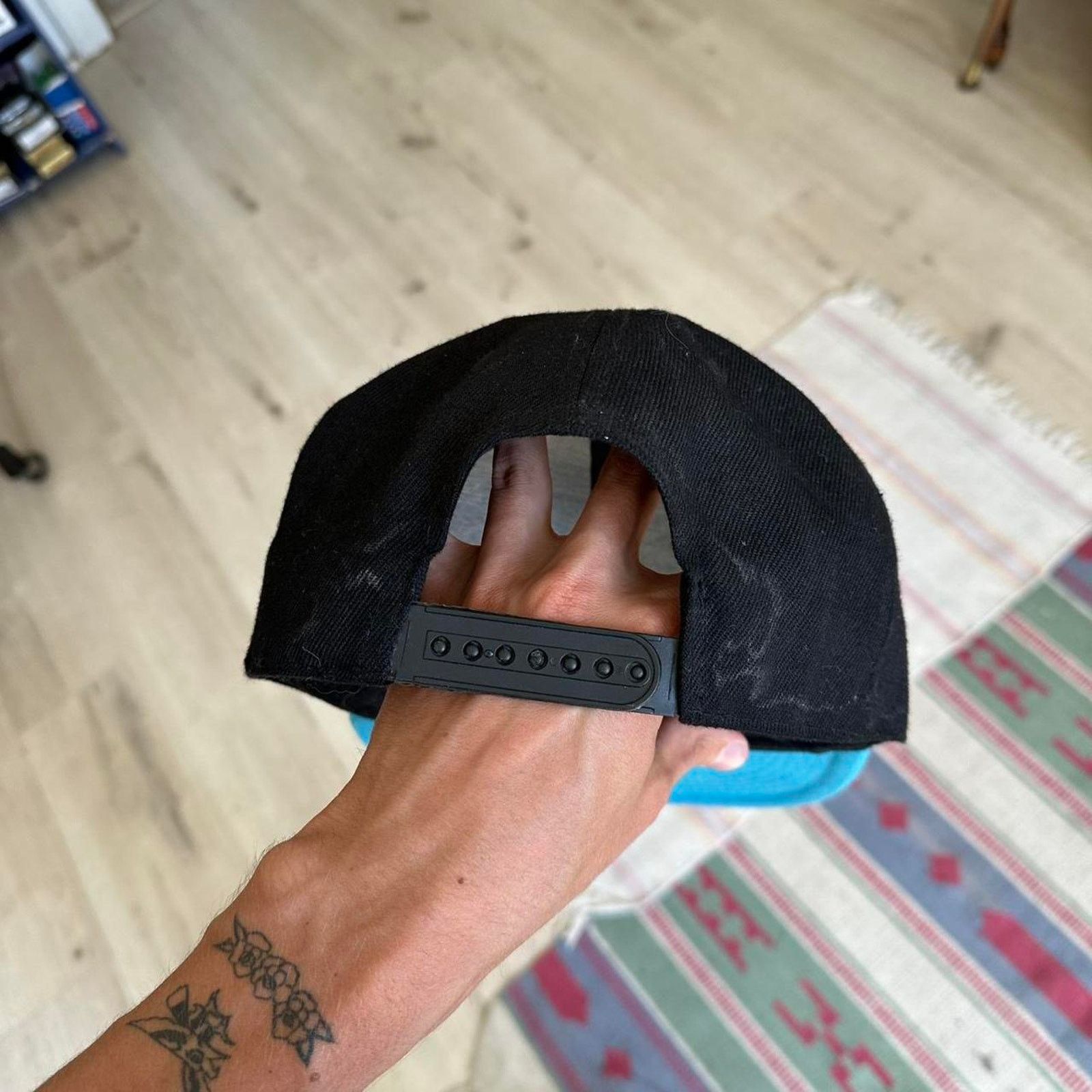 Vintage Vintage Grunge Biker Skull SnapBack Flat Hat Trucker Size ONE SIZE - 4 Thumbnail