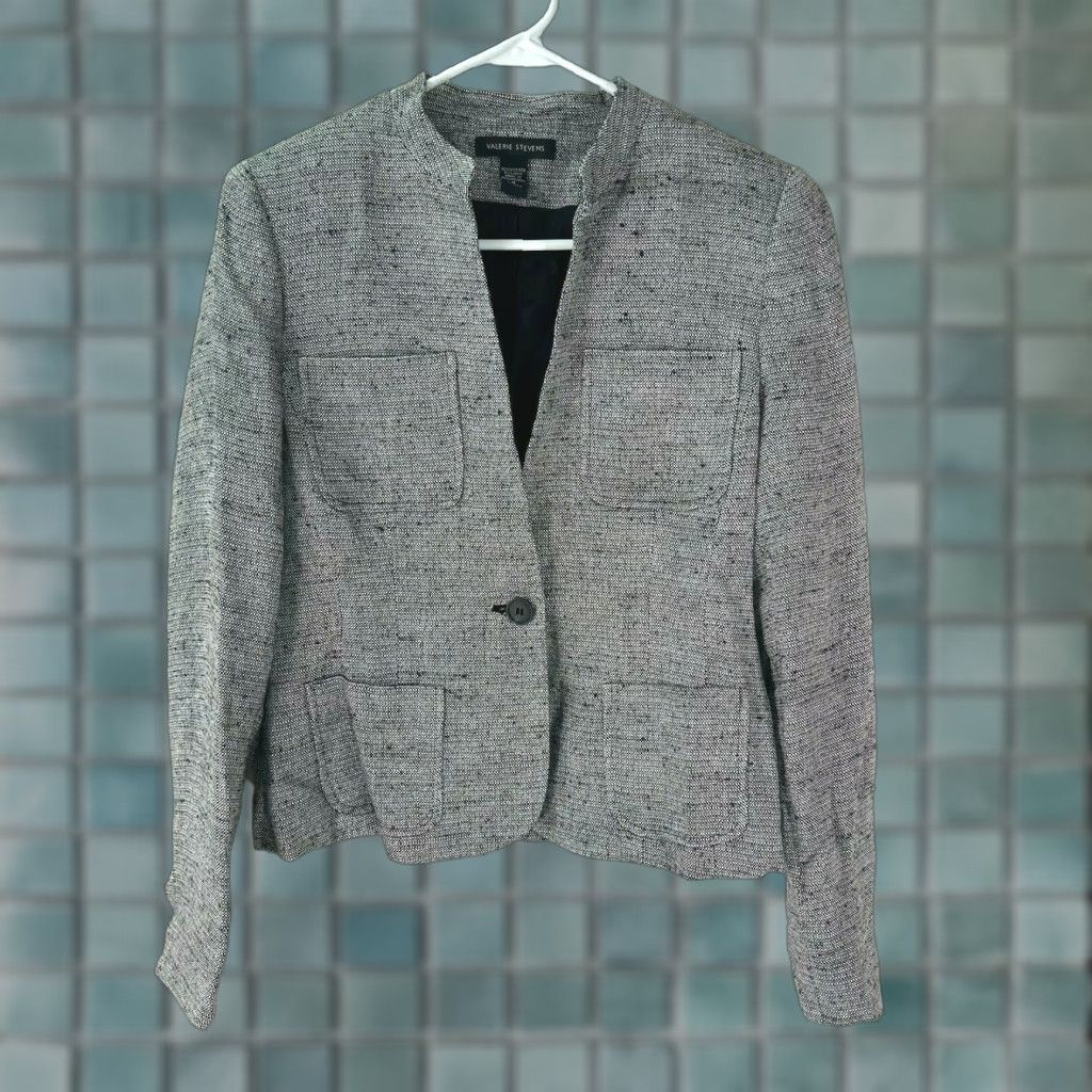 Valerie Stevens Blazer Shirt Womens Size 4 Gray Long Sleeve Lined Button 21in Chest 18in-24in Range Casual Classic Jacket