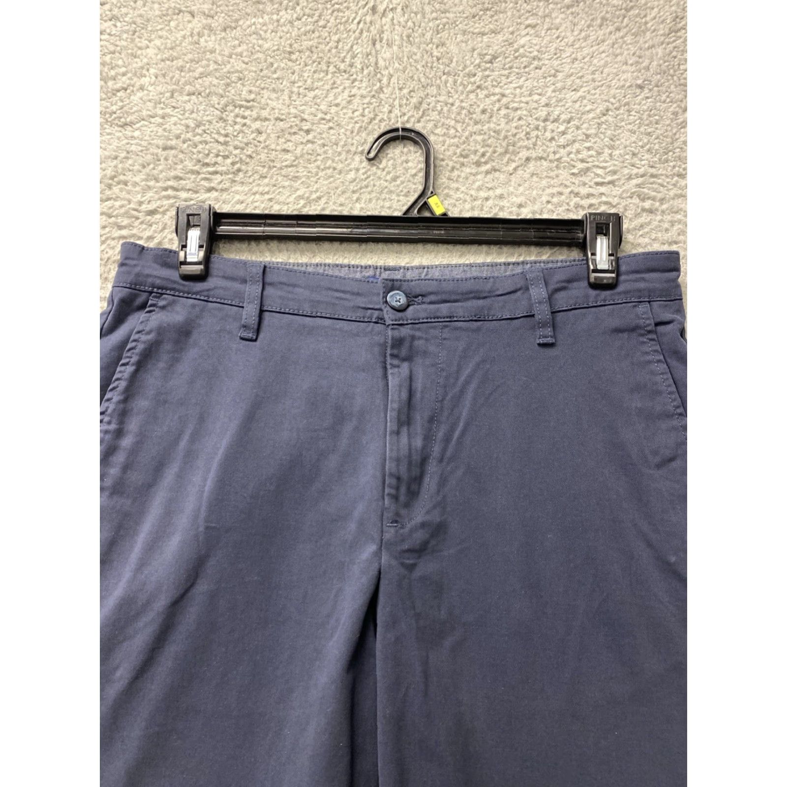 Nautica VINTAGE Nautica Chino Shorts Size 33 Navy Blue Classic Cotton 90s Retro Mens Size US 33 - 2 Thumbnail