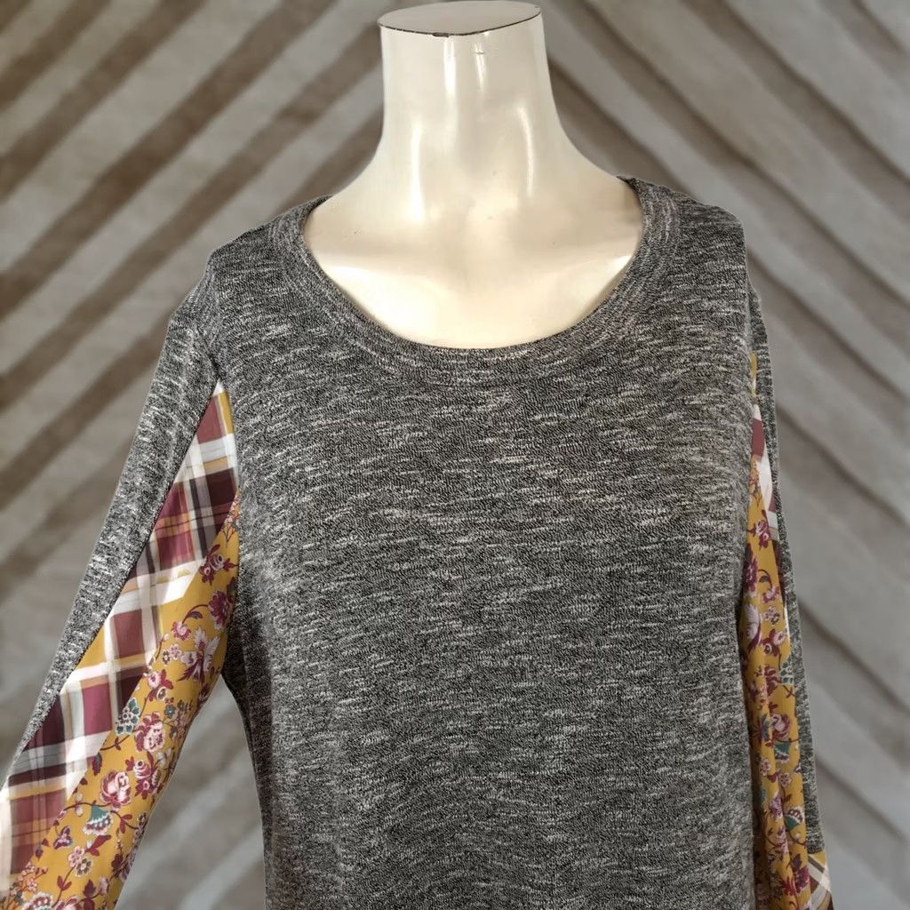 Vintage VINTAGE WORLD UNITY WOMEN'S ??? Size M / US 6-8 / IT 42-44 - 1 Thumbnail