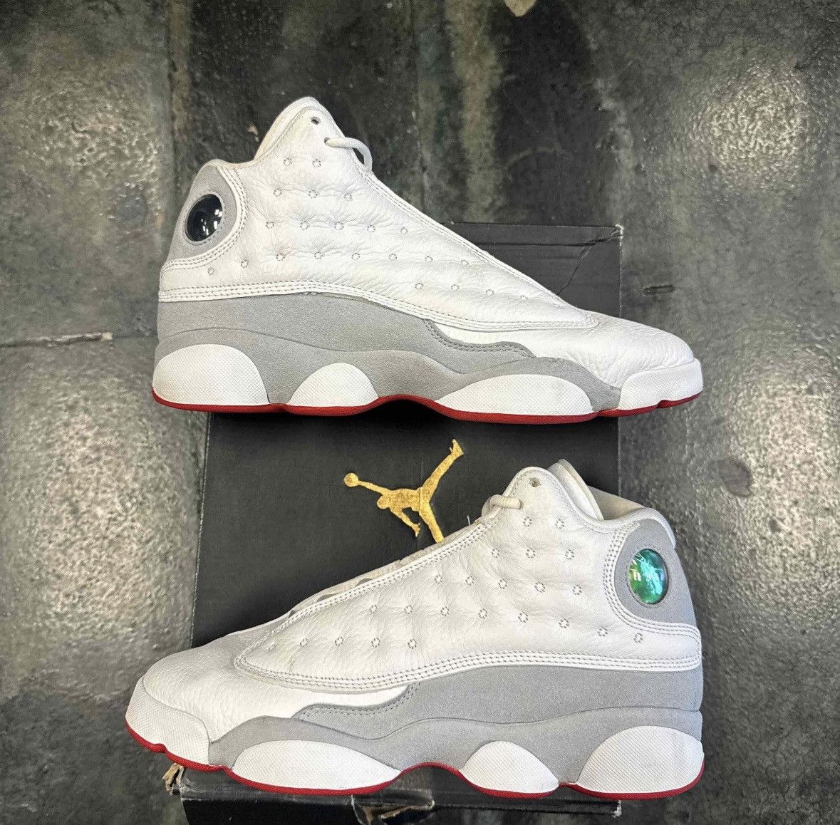 Nike Jordan 13 Wolf Grey GS Size US 7 / EU 40 - 1 Thumbnail