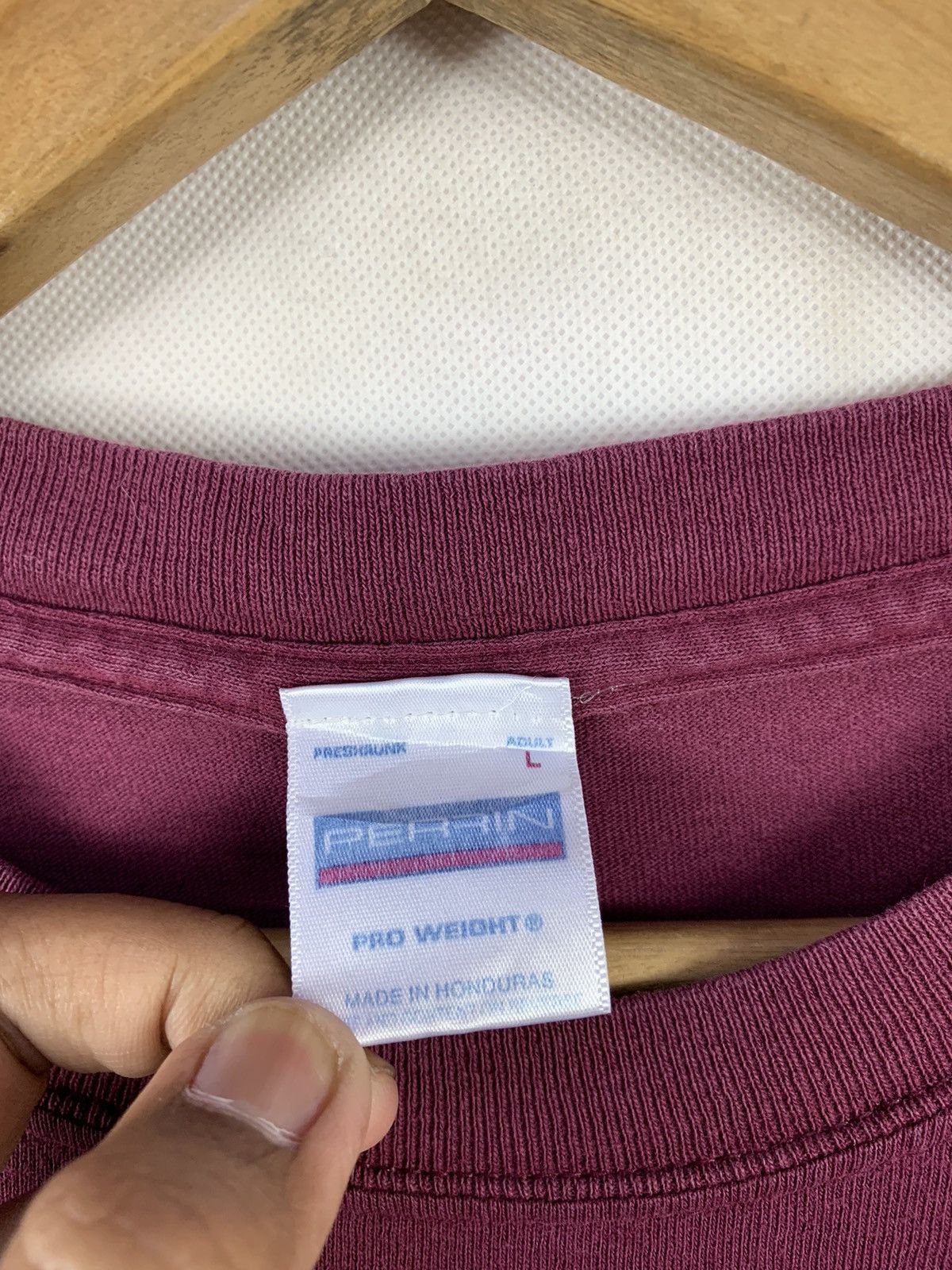 Other Steals! Harvard Cambridge Massachusettes University Tee Size US L / EU 52-54 / 3 - 7 Thumbnail