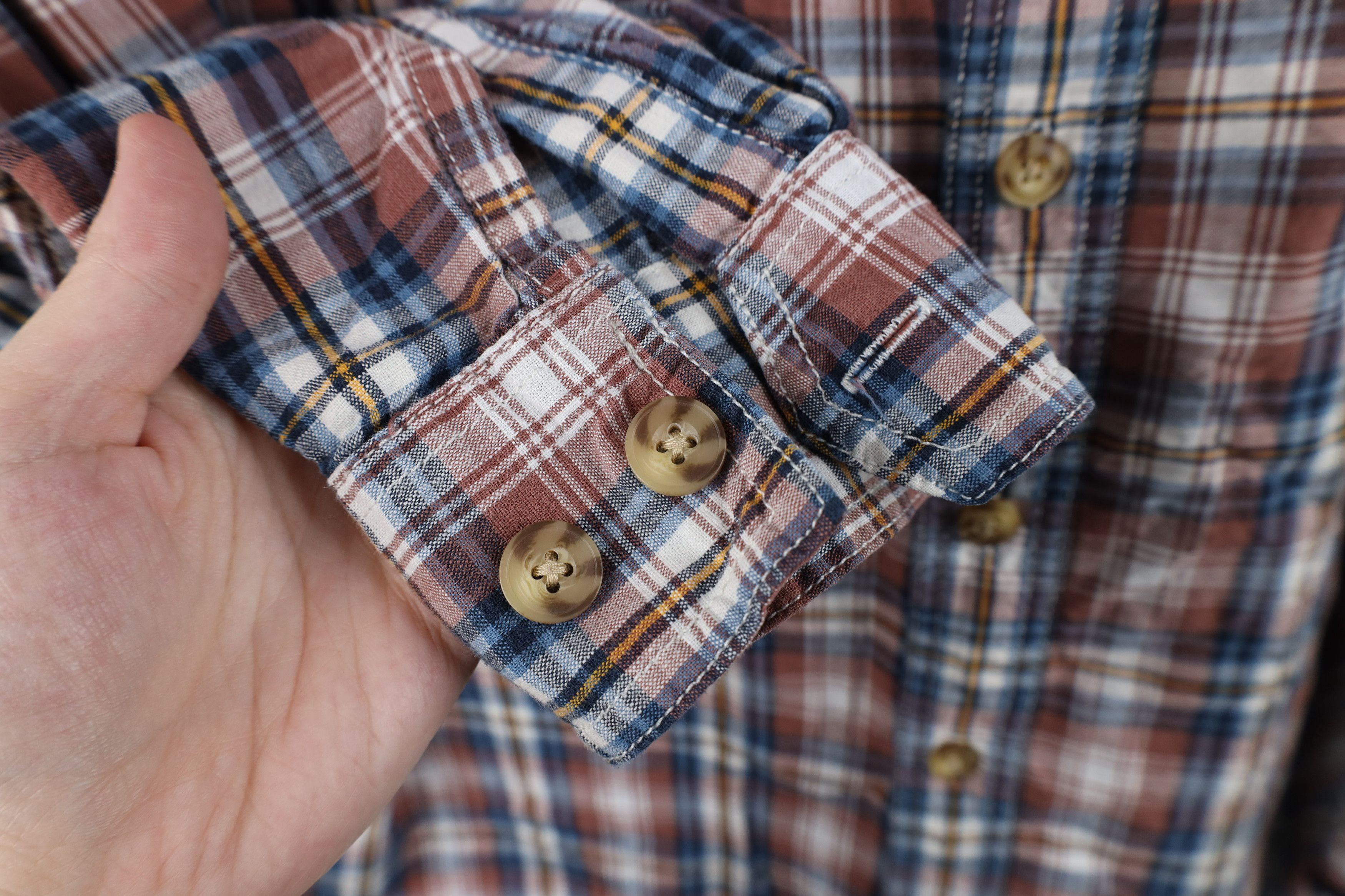 Duluth Trading Company × Vintage Duluth Trading Co Gusset Collared Button Down Shirt Plaid Size US XL / EU 56 / 4 - 4 Thumbnail