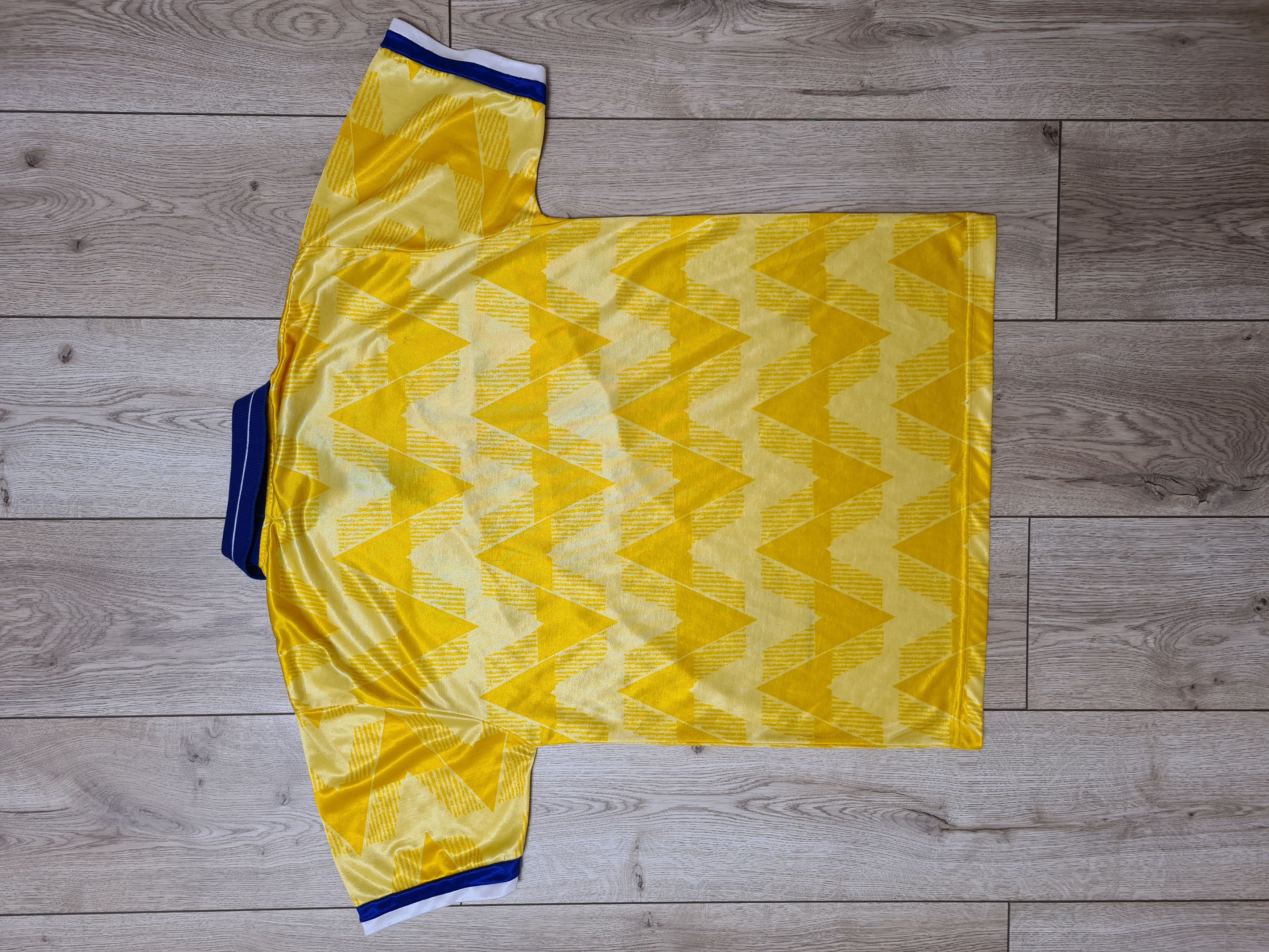 LEEDS UNITED 1991 1992 AWAY FOOTBALL SHIRT SOCCER JERSEY