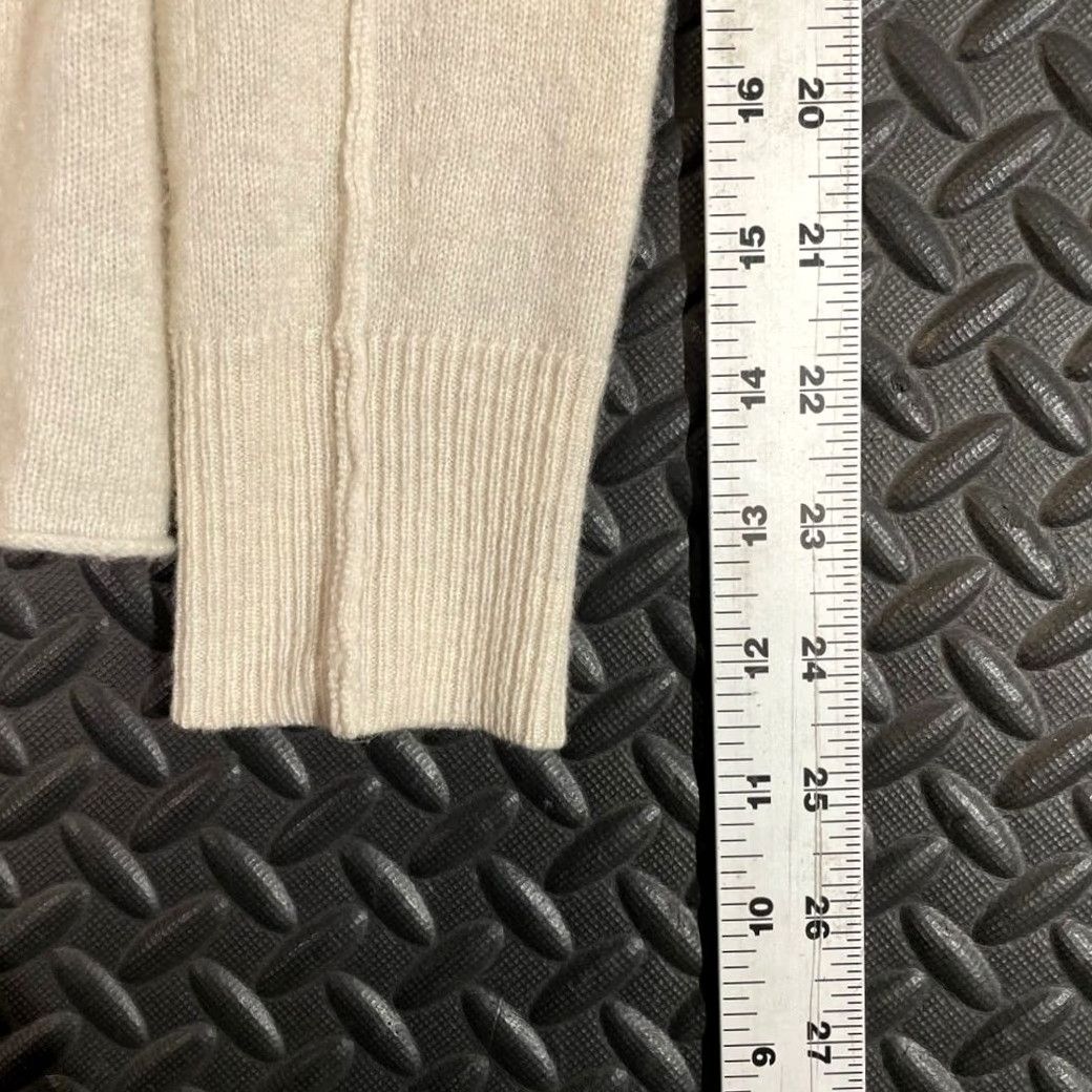 Autumn Cashmere Autumn Cashmere Blouse Women Medium Cream 100% Cashmere Tie Up V-Neck Long Sleeve Shirt Size M / US 6-8 / IT 42-44 - 6 Thumbnail