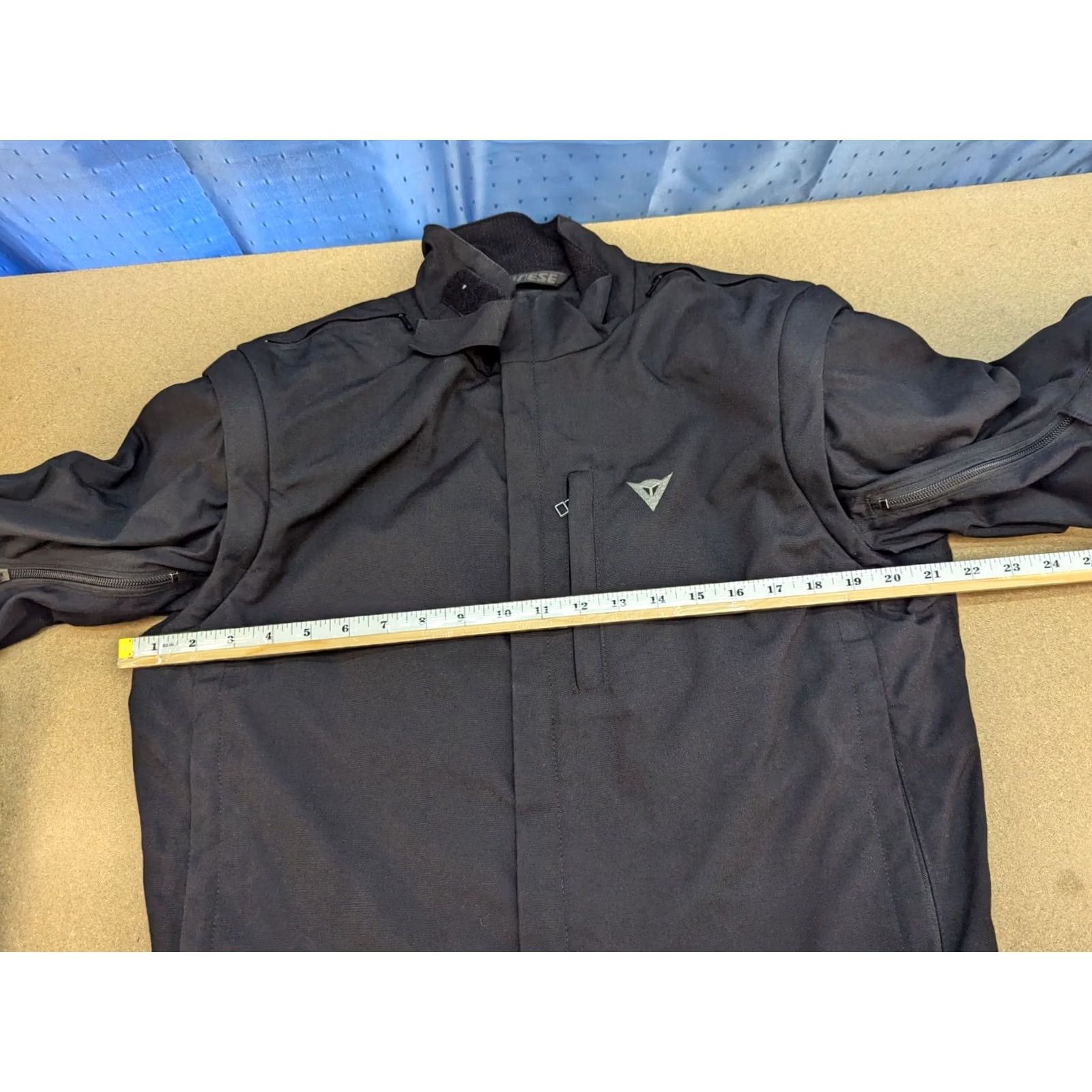 Dainese Dainese Motorcycle Jacket Mens Size 50 Padded Arms & Shoulder Protection Textile Black Regular Zip Wind-Resistant Water Resistant Outdoor 90s? Size US M / EU 48-50 / 2 - 6 Thumbnail