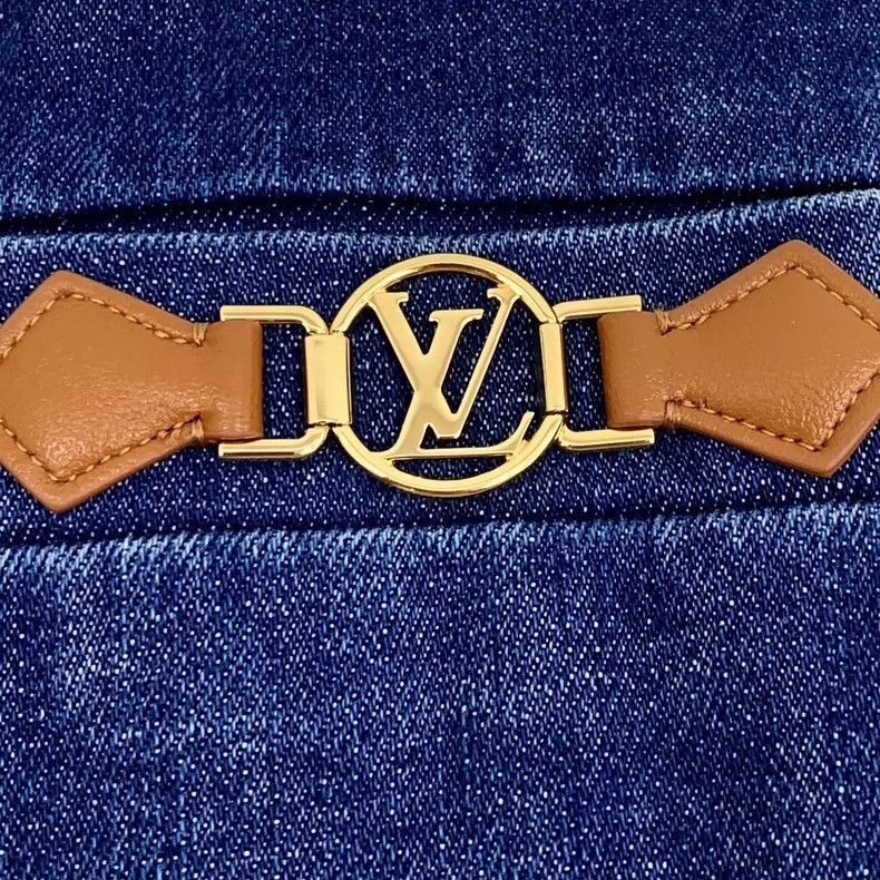 Louis Vuitton Louis Vuitton Denim Jacket with Logo Patch-2506 Size XS / US 0-2 / IT 36-38 - 5 Thumbnail