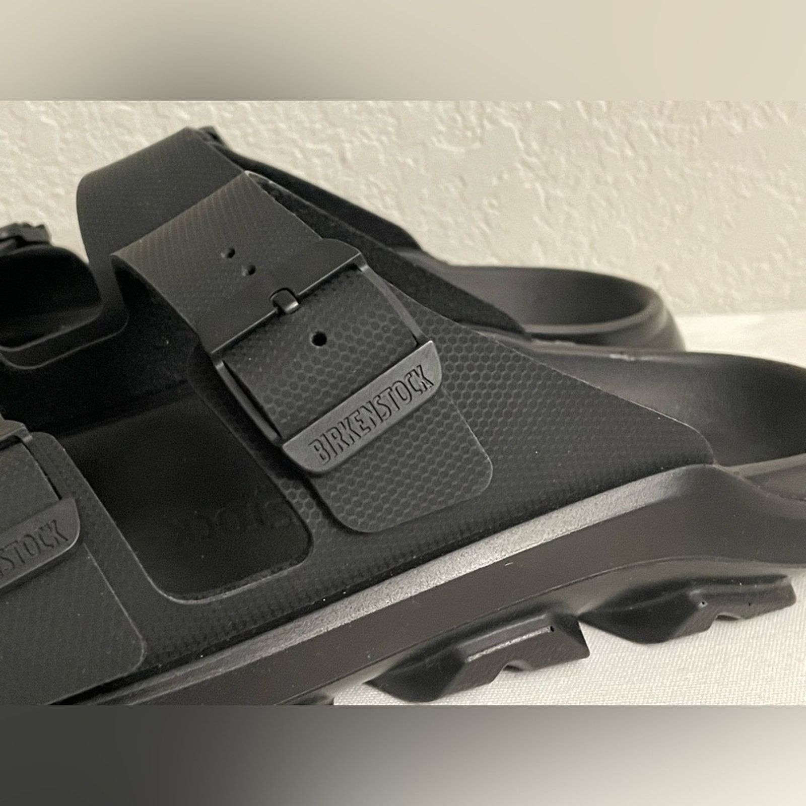Birkenstock Birkenstock Mogami Terra Stealth Sandal Apex Black Size 44 Size US 11 / EU 44 - 4 Thumbnail