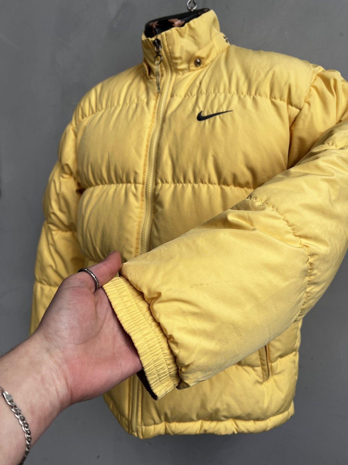 Nike Nike retro big logo swoosh hype puffer jacket y2k Size US S / EU 44-46 / 1 - 6 Thumbnail