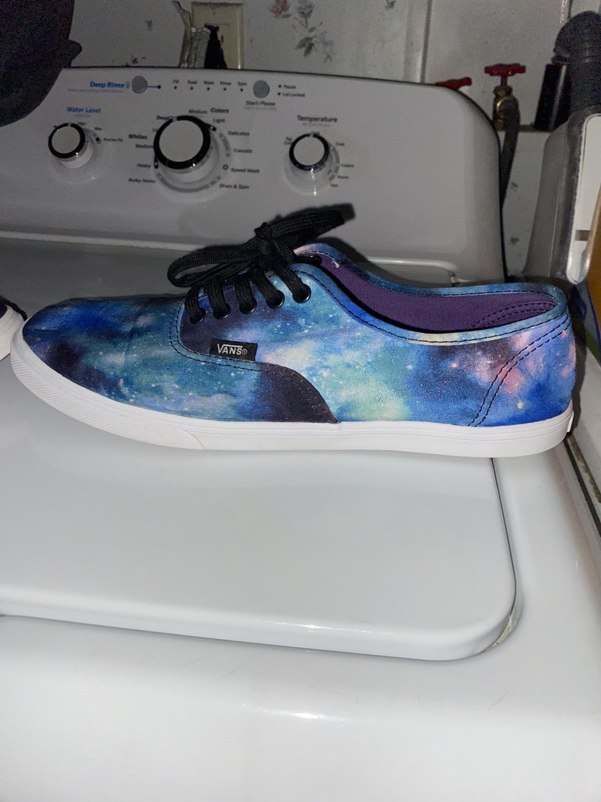 Vans Vans Authentic Galaxy Low Top Lace Up Size US 8.5 / EU 41-42 - 8 Thumbnail