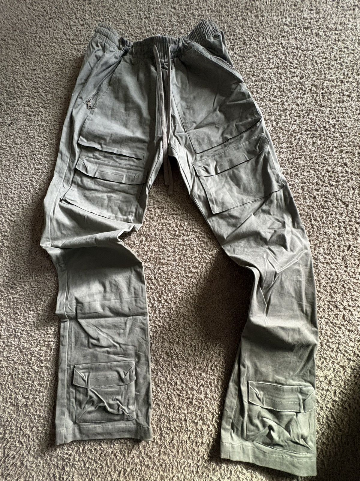 MNML Mnml beige cargo pants Size US 33 - 1 Thumbnail