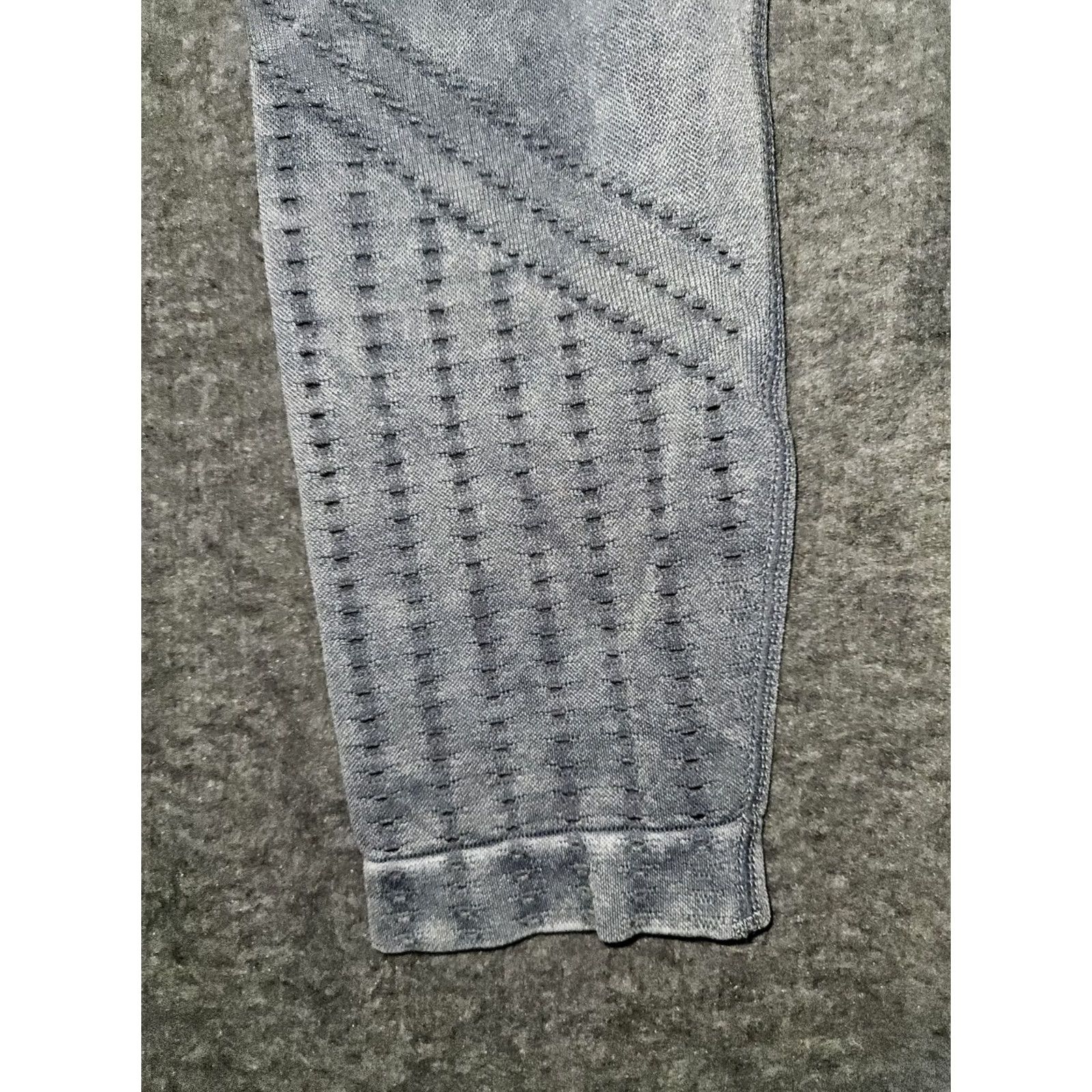 Vintage Freely Leggings Women Small Gray Mid Rise Stretch Active Yoga Ankle Skinny Inseam 25" Pull On Athleisure Mens? Girls? (Note: End) Size 28" / US 6 / IT 42 - 7 Thumbnail