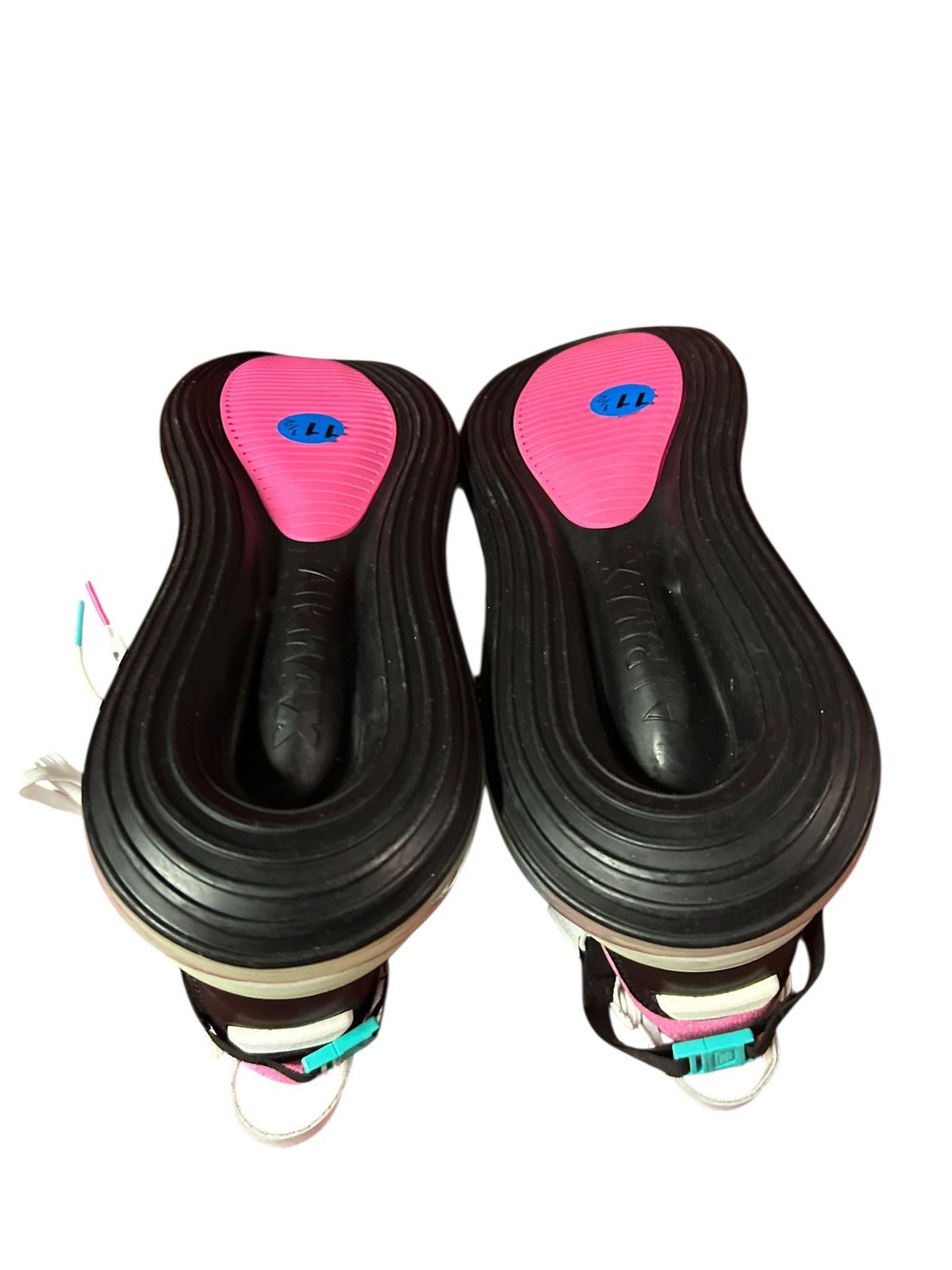 Nike Nike Air Max 720 Saturn size 11.5 Size US 11.5 / EU 44-45 - 6 Thumbnail