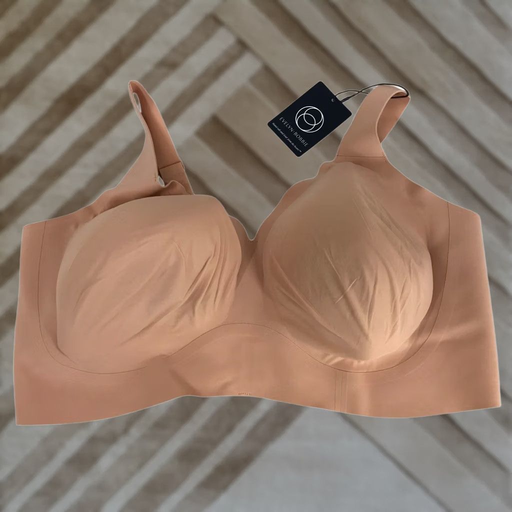 Bobbies EVELYN BOBBIE Women's Bra 3XL T-Shirt Plunge Himalayan Salt The Starlette Plunge Bra Womens 3XL EVELYN BOBBIE Size ONE SIZE - 1 Thumbnail