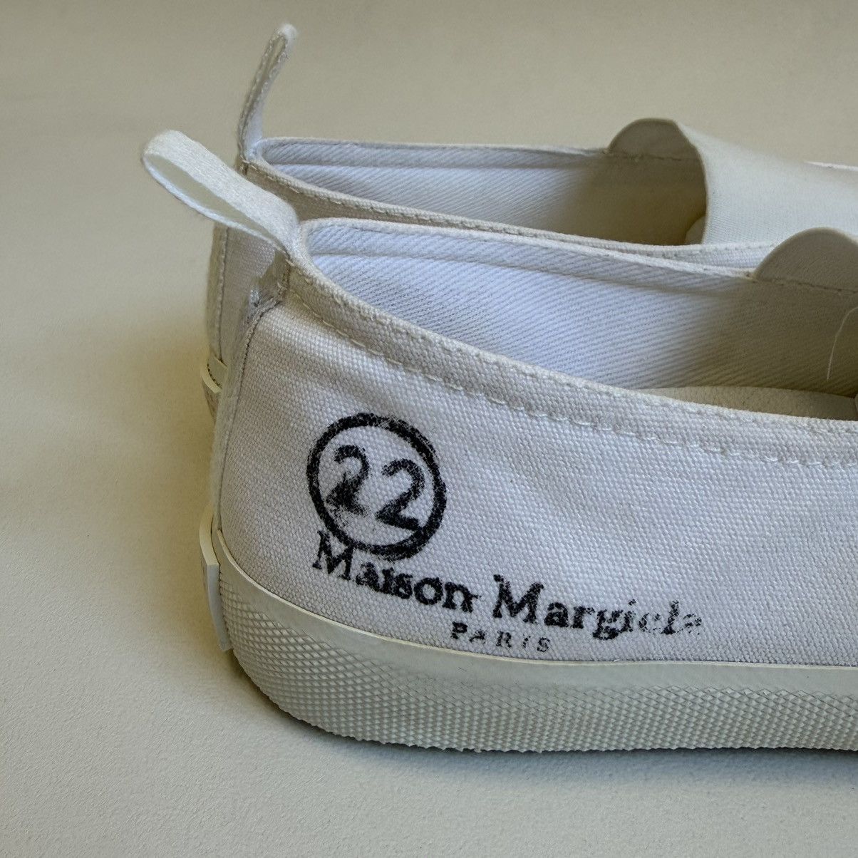 Maison Margiela S/S 20 White ‘Resin Dipped’ Tabi Sneakers Size US 8 / IT 38 - 5 Thumbnail