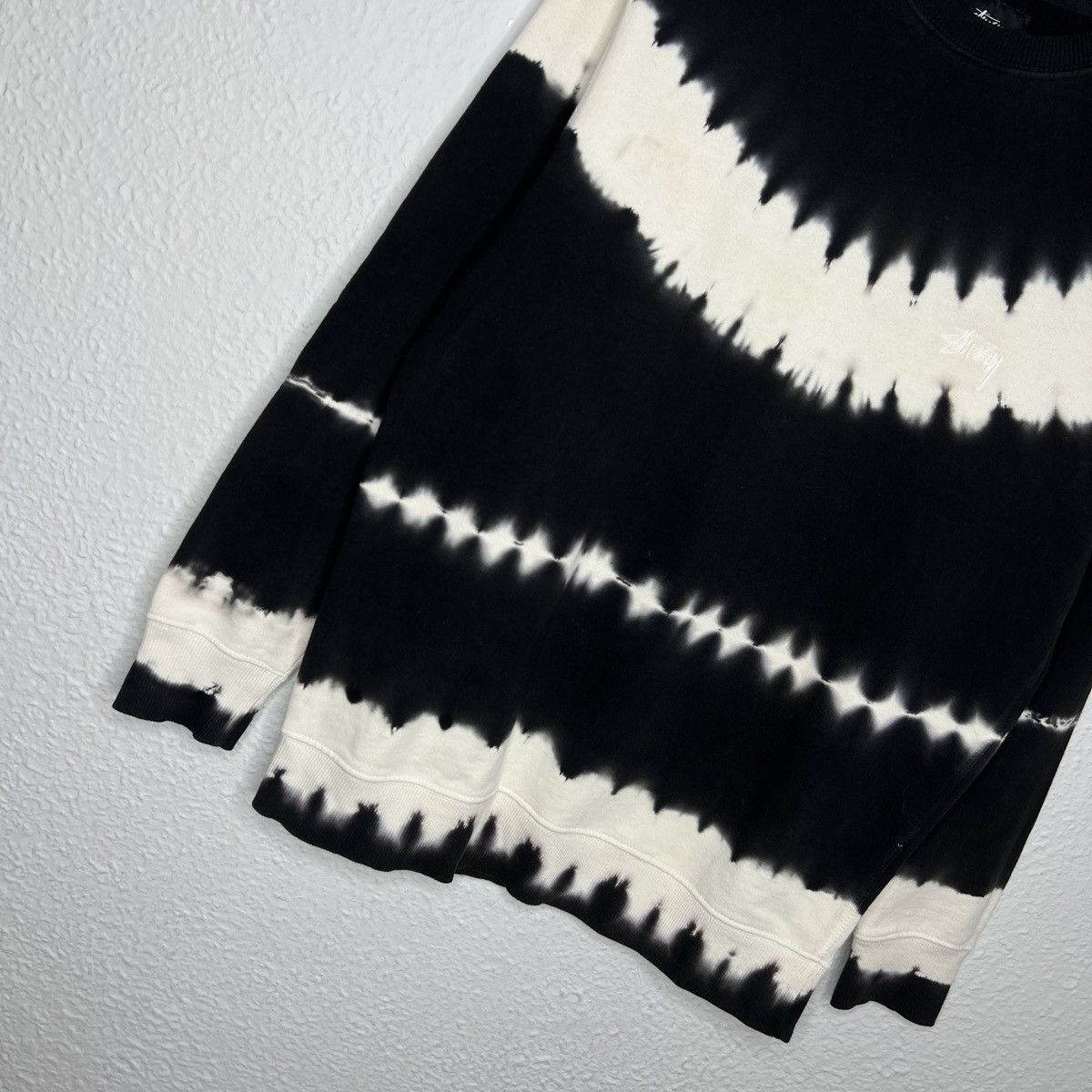 Designer Stussy Sweatshirt Crewneck Painted Black White Logo Size US M / EU 48-50 / 2 - 3 Thumbnail
