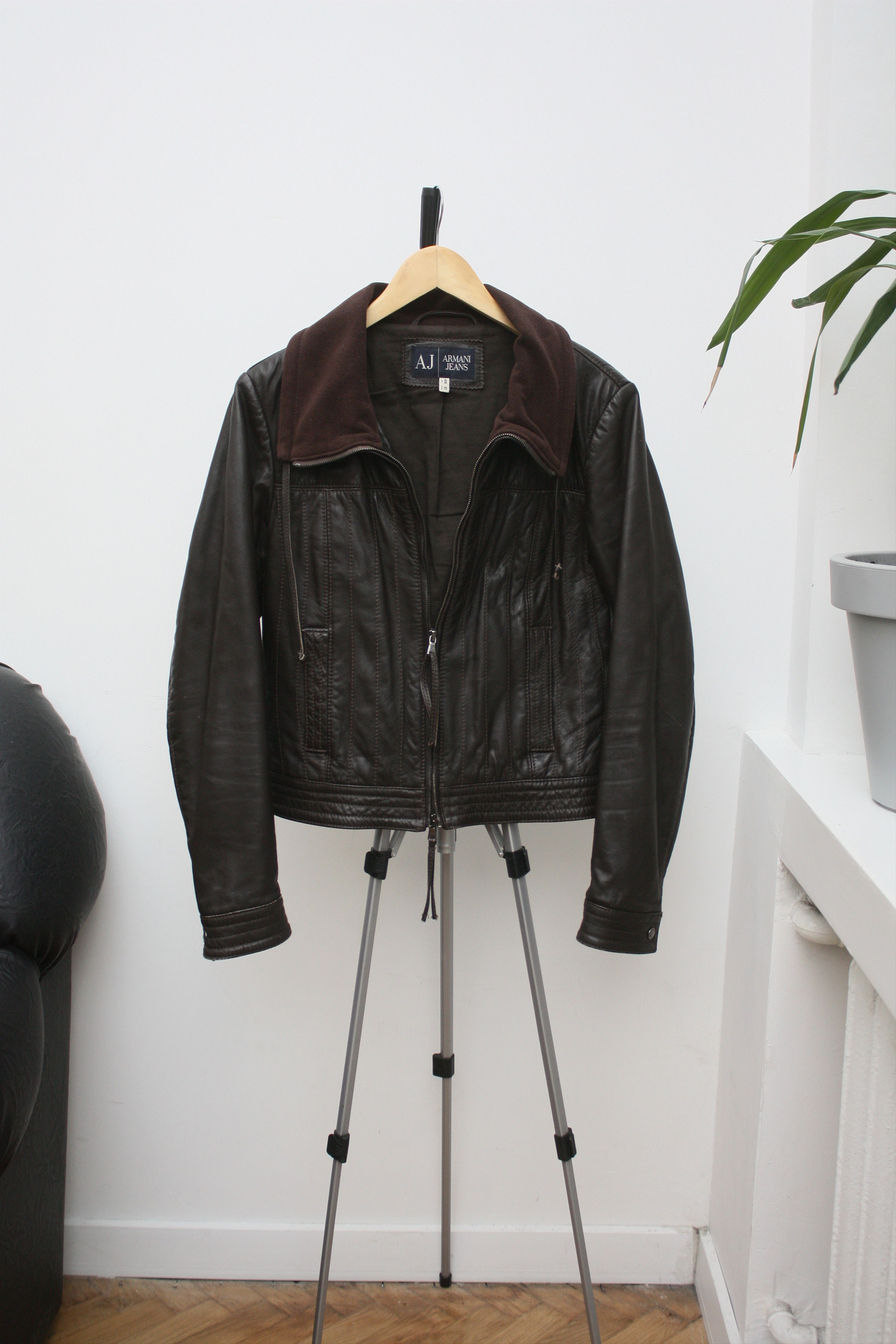 Armani Armani Jeans Brown Leather Women's Jacket Made In Italy US10 Size M / US 6-8 / IT 42-44 - 2 Thumbnail