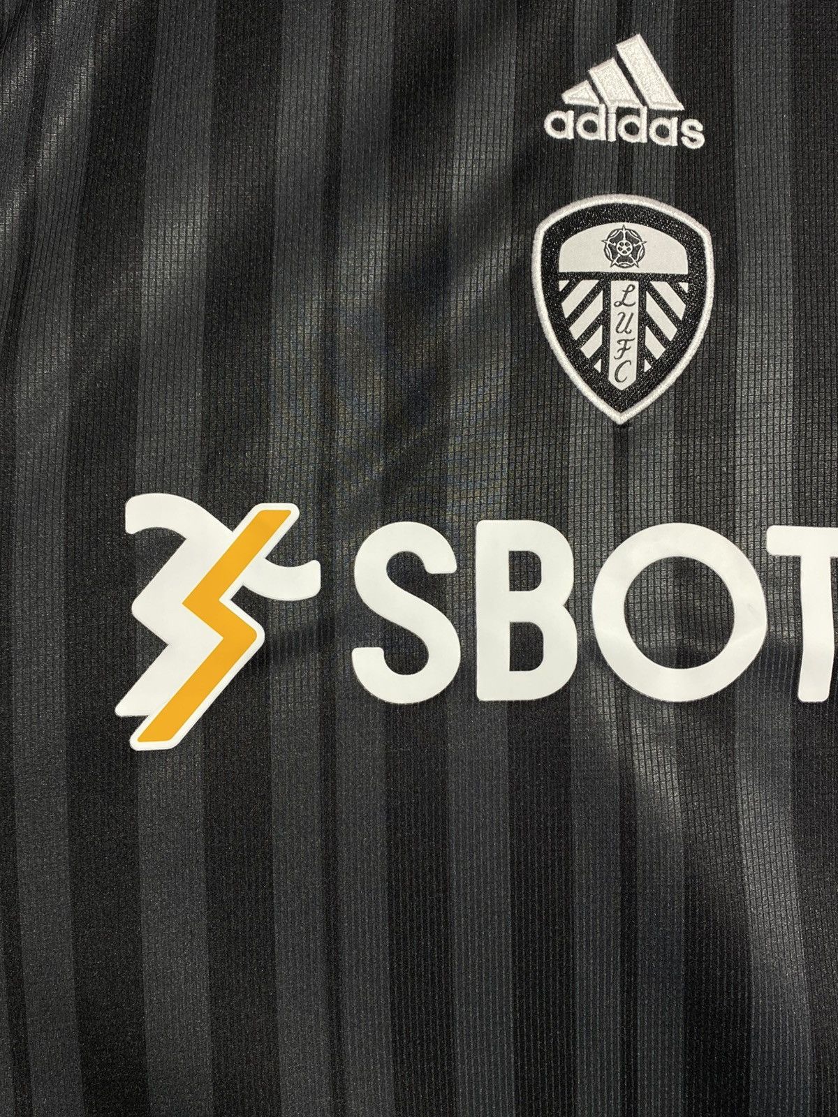 Adidas Adidas Leeds United 2022/23 Third Football Shirt Jersey Size US XL / EU 56 / 4 - 4 Thumbnail