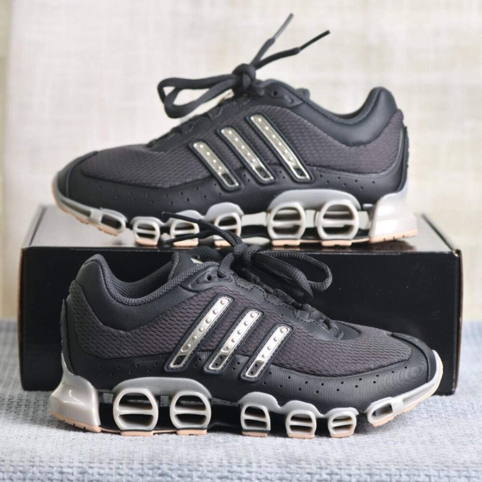 Adidas Adidas Wmns A3 Megaride Black Silver Metallic | SKU: JP7091 Size US 6 / IT 36 - 11 Thumbnail