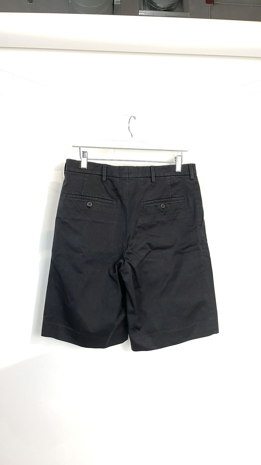 Prada Prada SS/20 Black Pleated Cotton Bermuda Shorts Size US 34 / EU 50 - 2 Thumbnail
