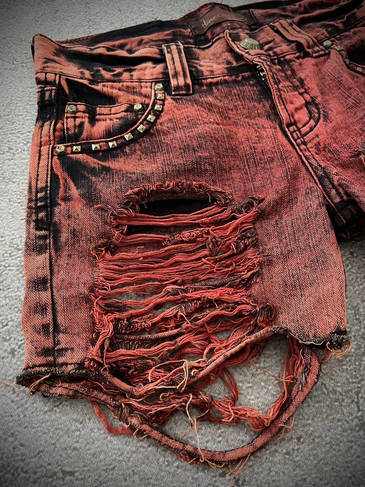 Japanese Brand 90s Heaven And Earth Distressed Short Denim If Six Was Nine Size 28" / US 6 / IT 42 - 2 Thumbnail