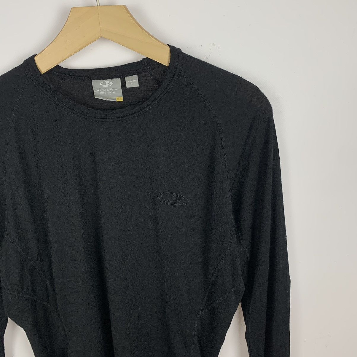 Icebreaker Icebreaker Pure Merino Long Sleeve Tee Slim Fit Size M Black Size US M / EU 48-50 / 2 - 8 Thumbnail
