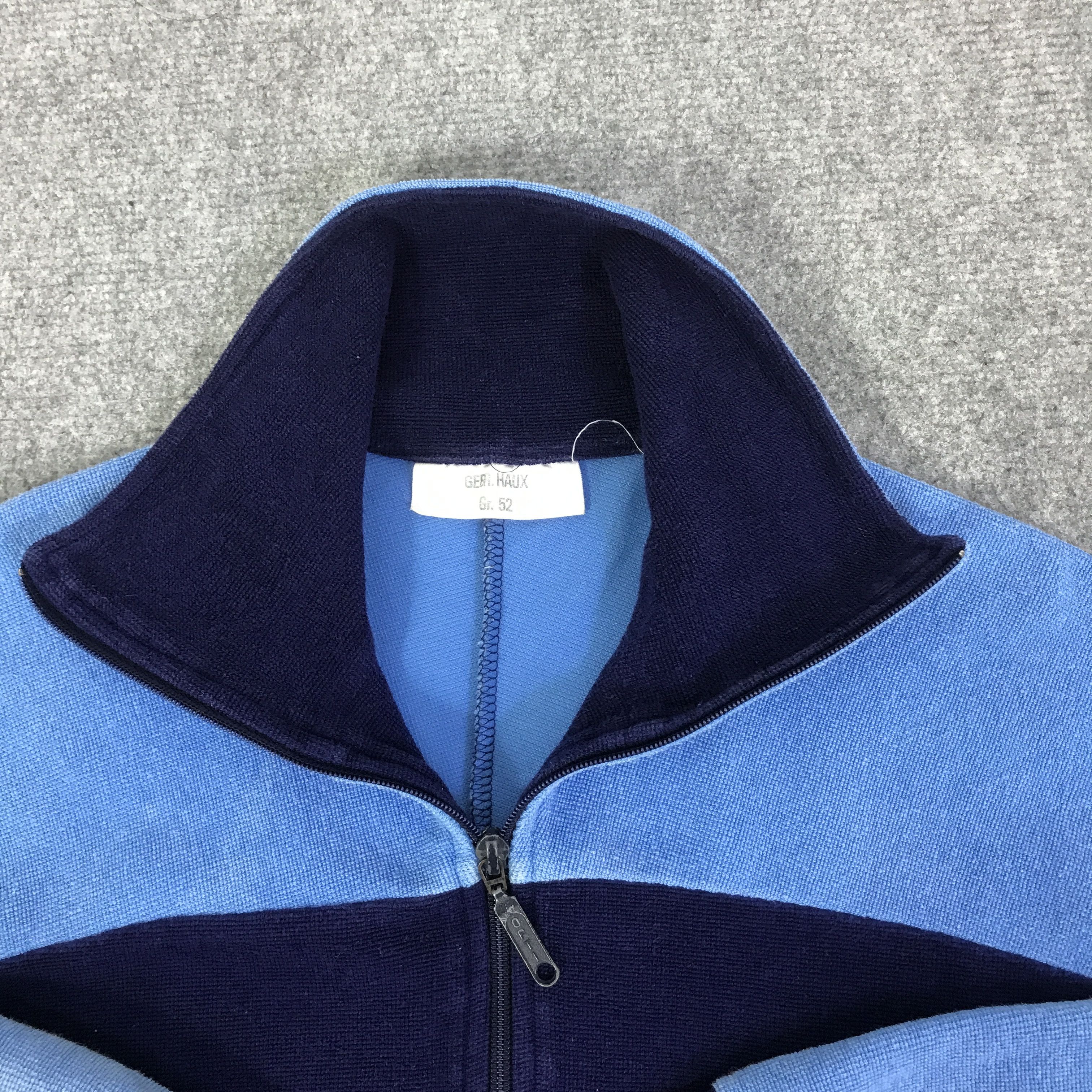 Japanese Brand 90S BUNDESWEHR SWEATER ZIP JACKET K98B19 Size US L / EU 52-54 / 3 - 8 Thumbnail