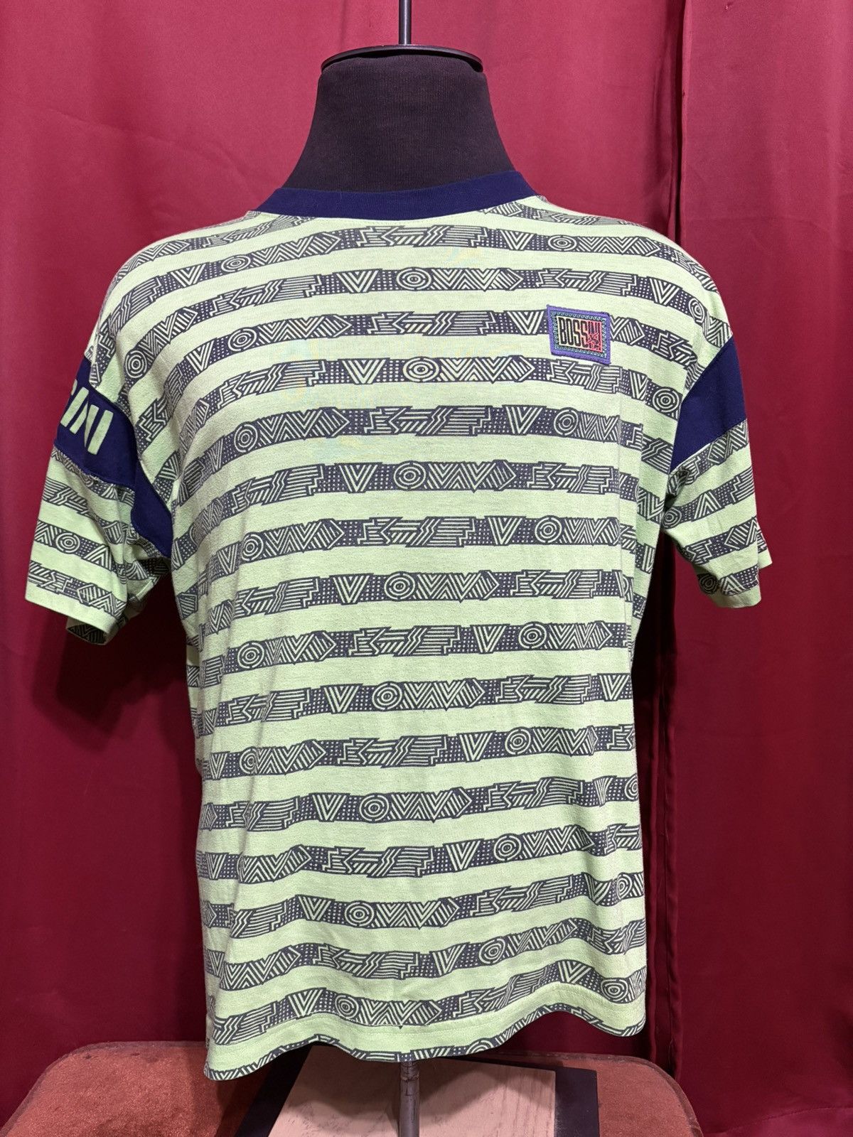 Vintage Vintage Bossini Surf Tshirt 90s Tom Tom All Over print Grail Size US L / EU 52-54 / 3 - 1 Thumbnail
