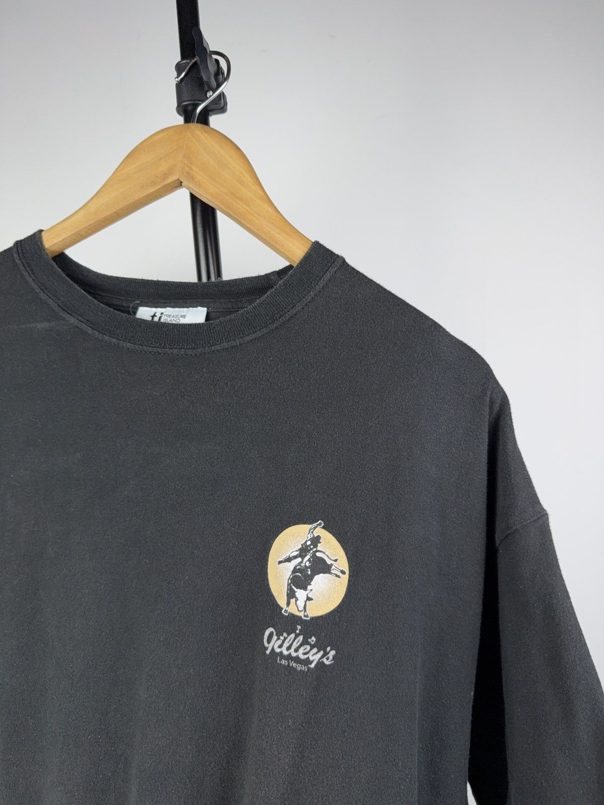 Vintage Vintage Gilley’s Las Vegas Bull Graphic T-Shirt Black XL Size US XL / EU 56 / 4 - 6 Thumbnail