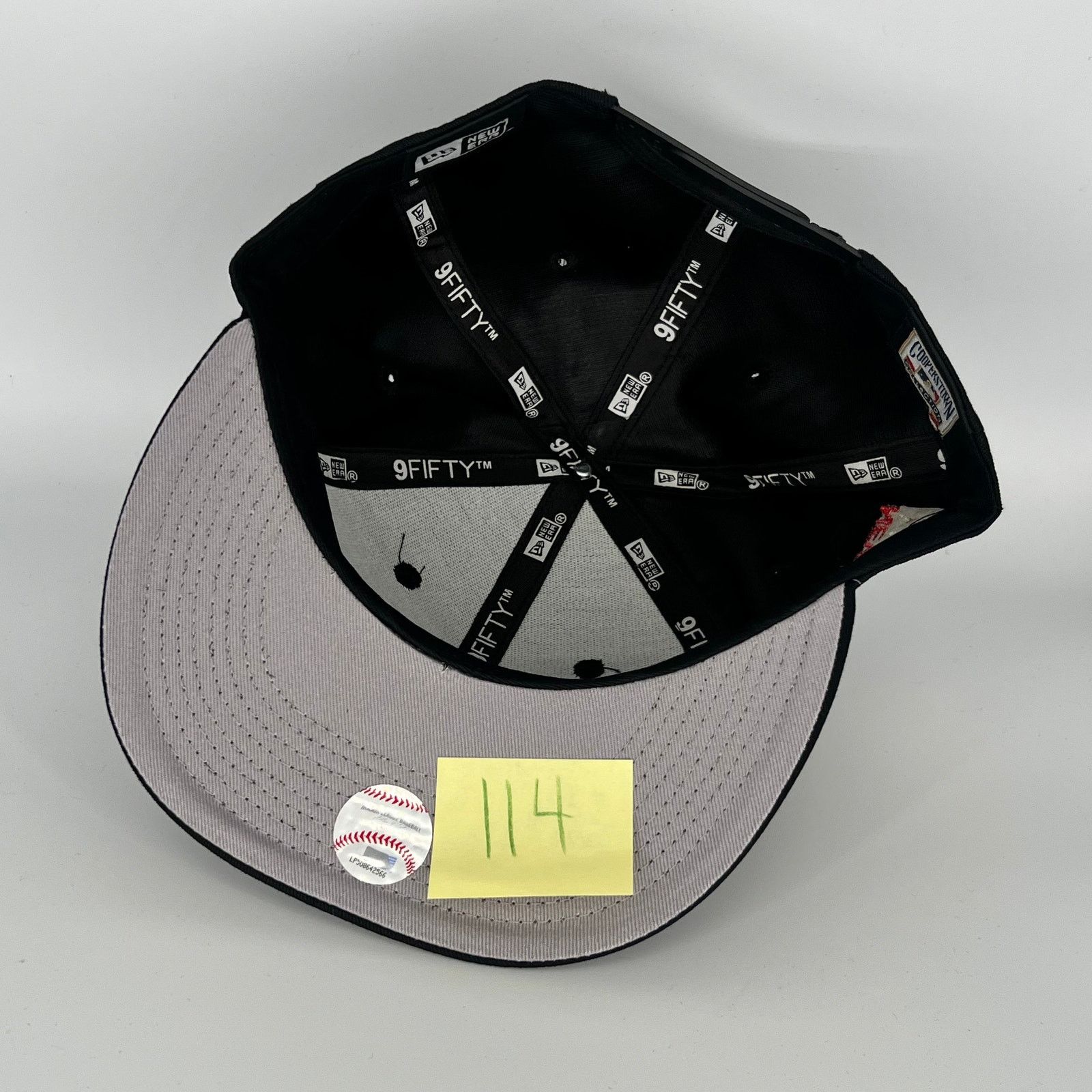 New Era Black New York Yankees USA Side Patch New Era MLB 9Fifty Size ONE SIZE - 4 Thumbnail