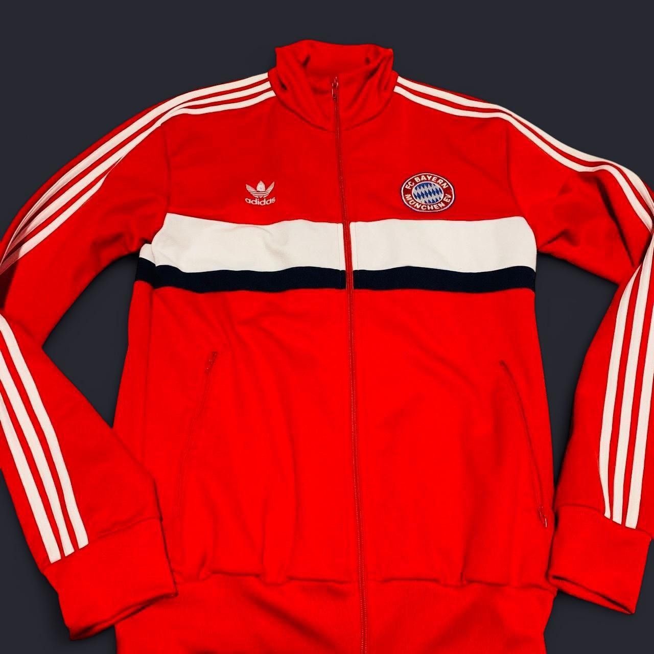 Adidas Vintage Bayern Munich Track Jacket Vintage Sz Large Adidas Size US L / EU 52-54 / 3 - 3 Thumbnail