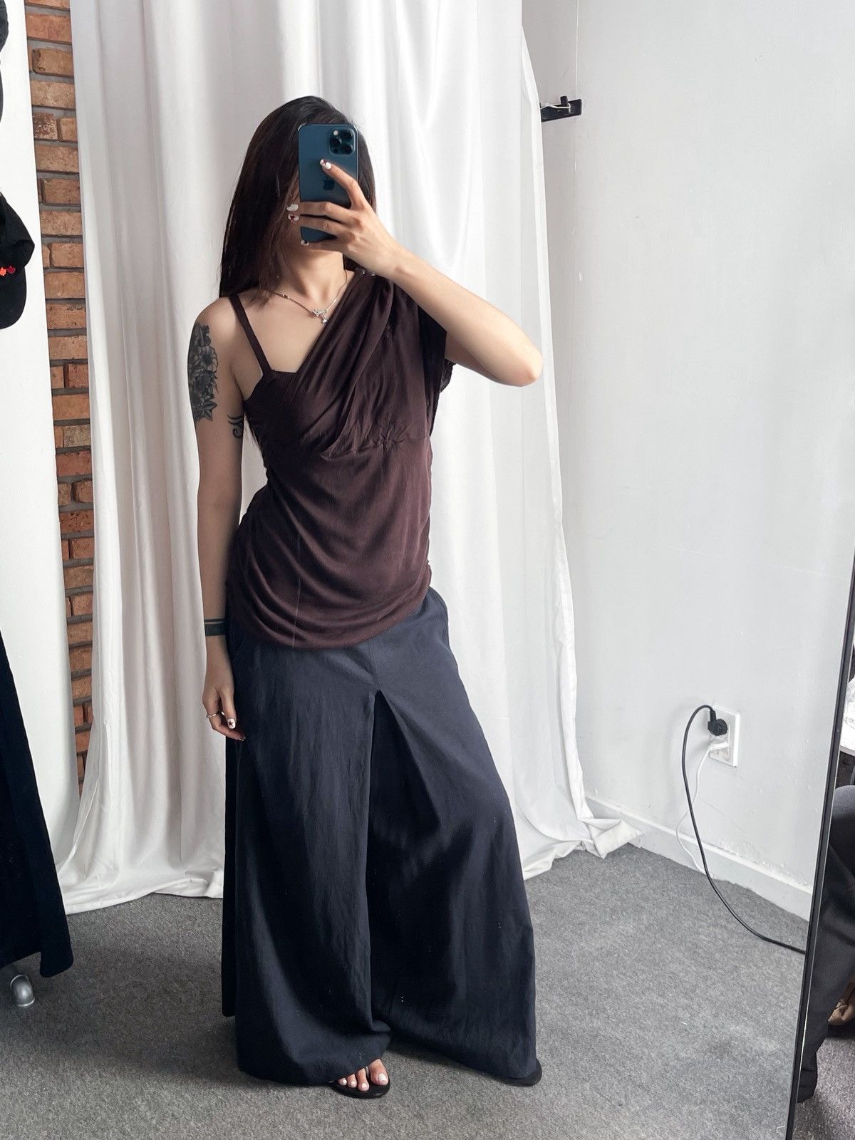 Journal Standard Double Standard Clothing Multi-Way Draped Batwing Knit Top Size ONE SIZE - 6 Thumbnail