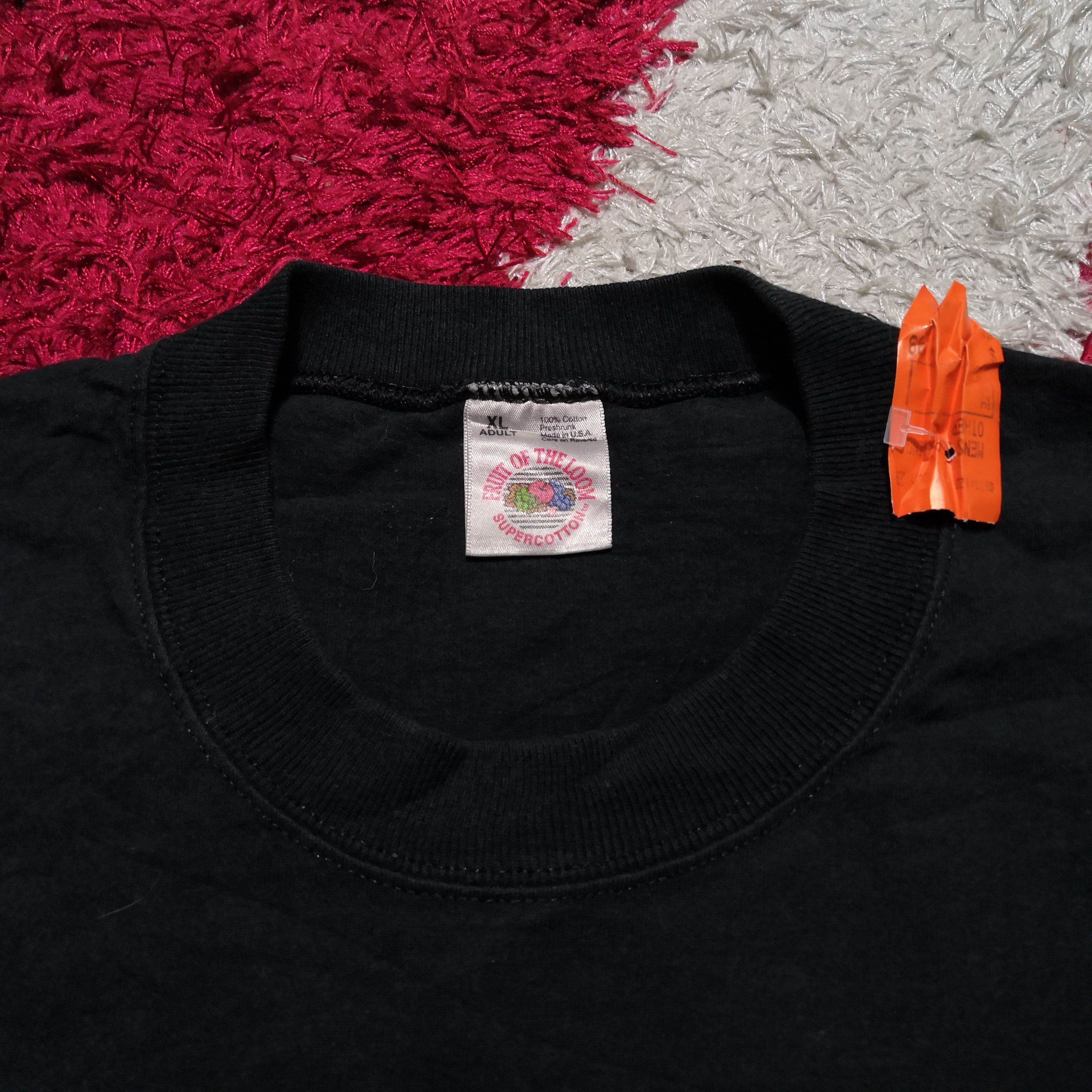 Vintage Vintage 'M' for Malice T-Shirt Novelty by Sue Grafton Tees Size US XL / EU 56 / 4 - 4 Thumbnail