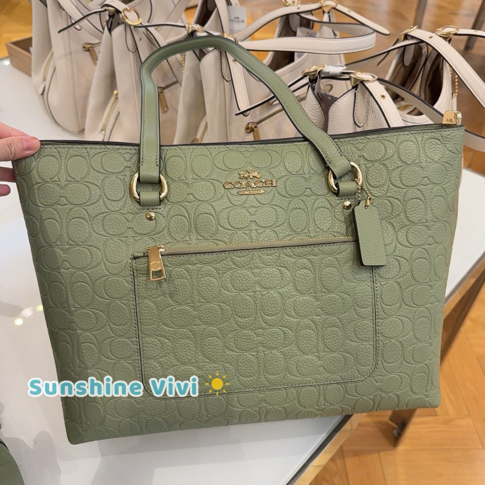 Coach NWT Coach Station Tote Bag Signature Leather CEW04 Pistachio Size ONE SIZE - 1 Thumbnail